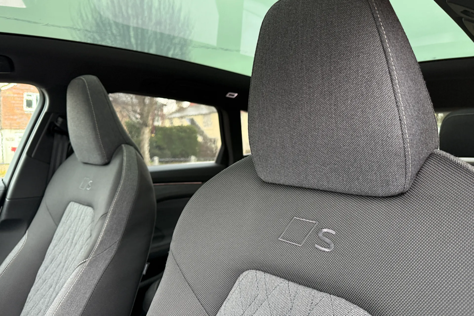 Audi A6 thumbnail image number 34