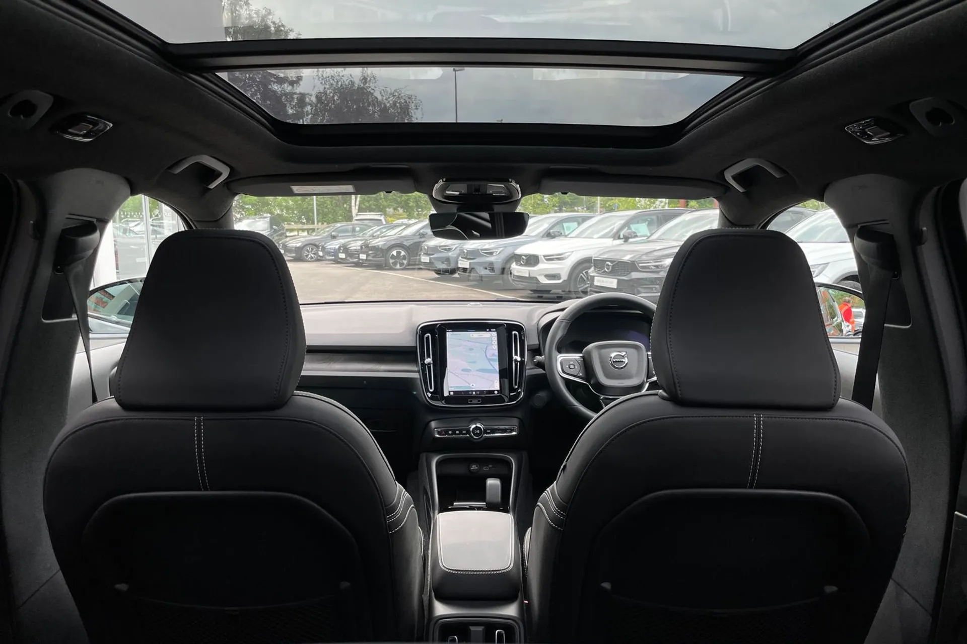 Volvo XC40 thumbnail image number 21