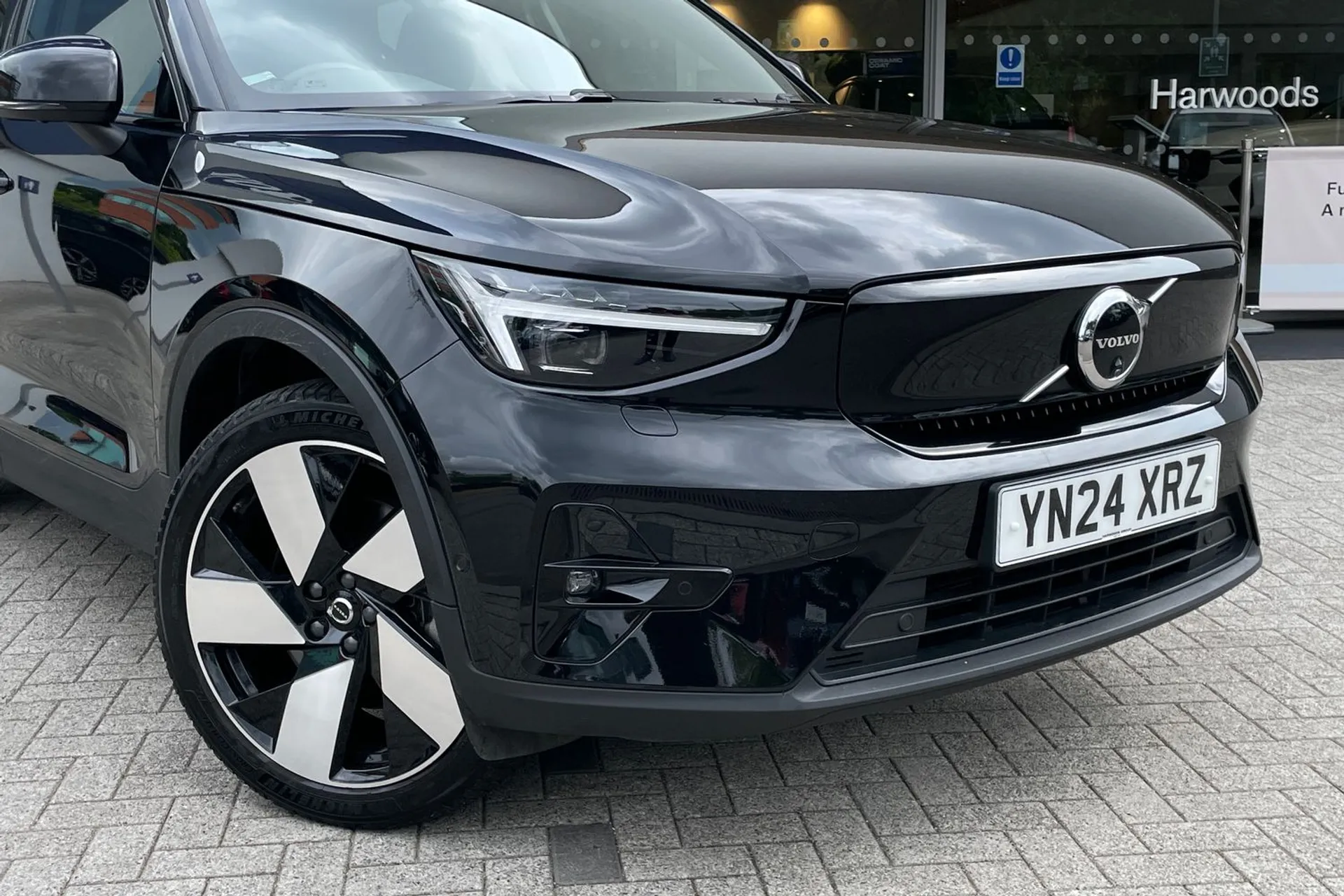 Volvo XC40 thumbnail image number 6