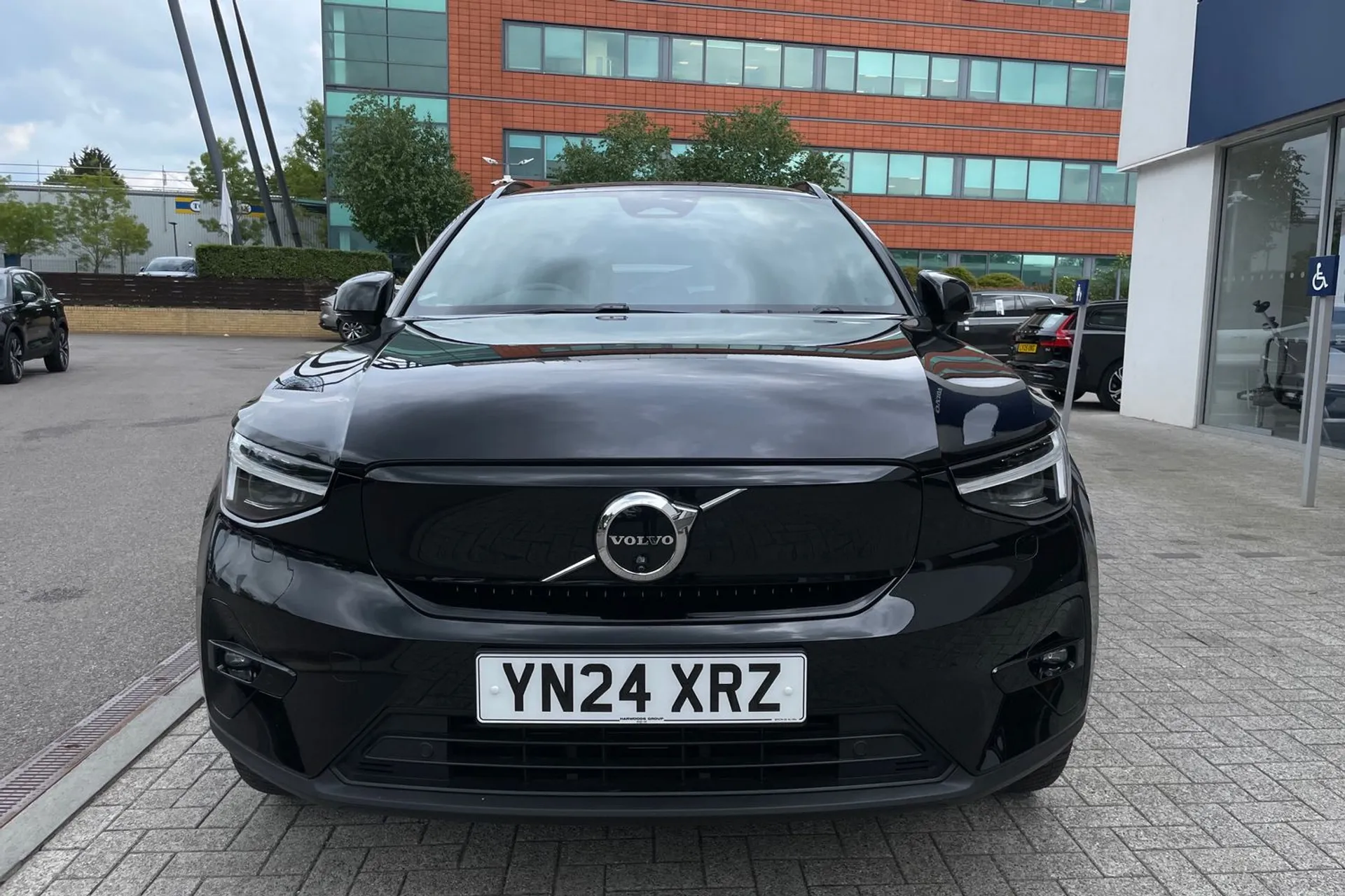 Volvo XC40 thumbnail image number 12