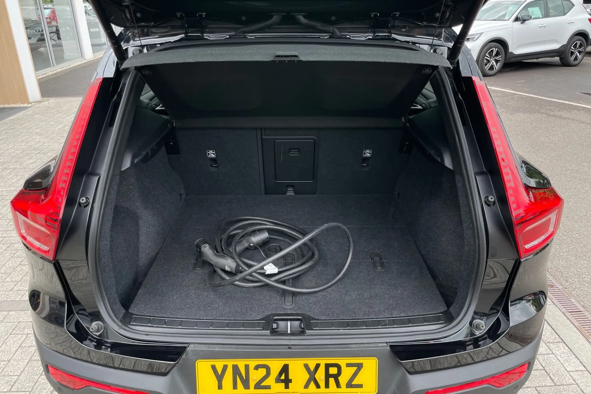 Volvo XC40 thumbnail image number 19