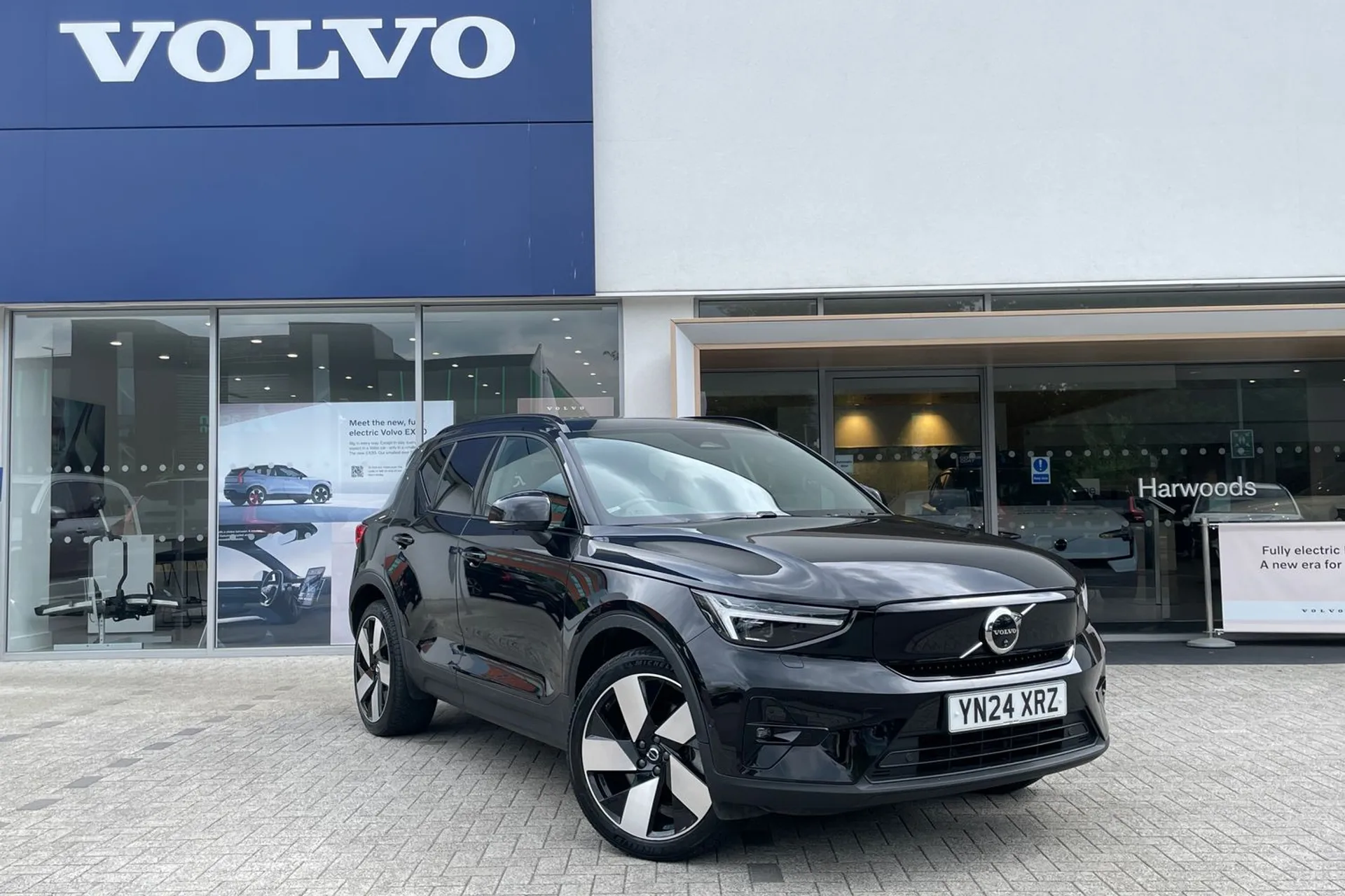 Volvo XC40 focused image
