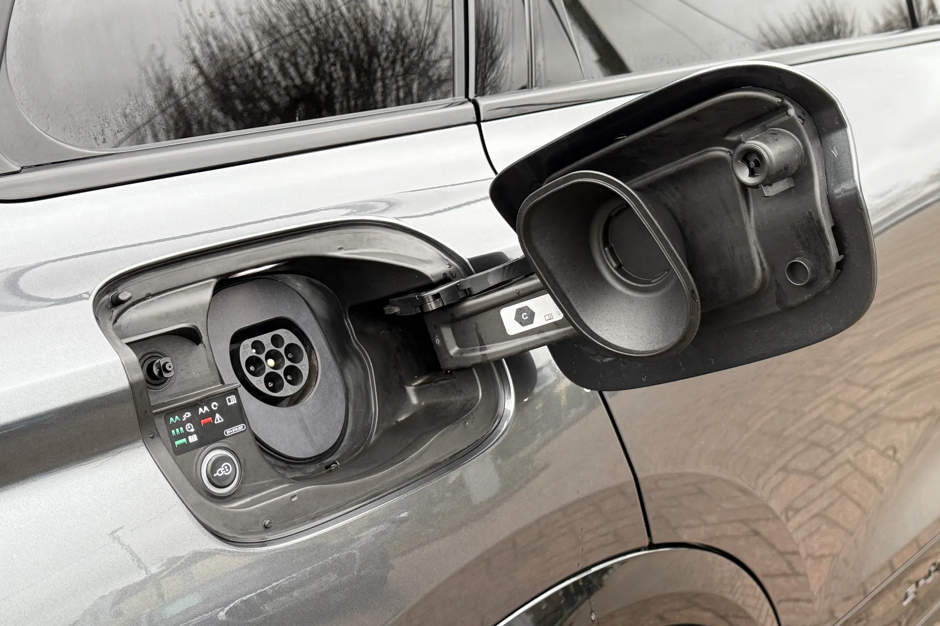 Audi Q6 thumbnail image number 50