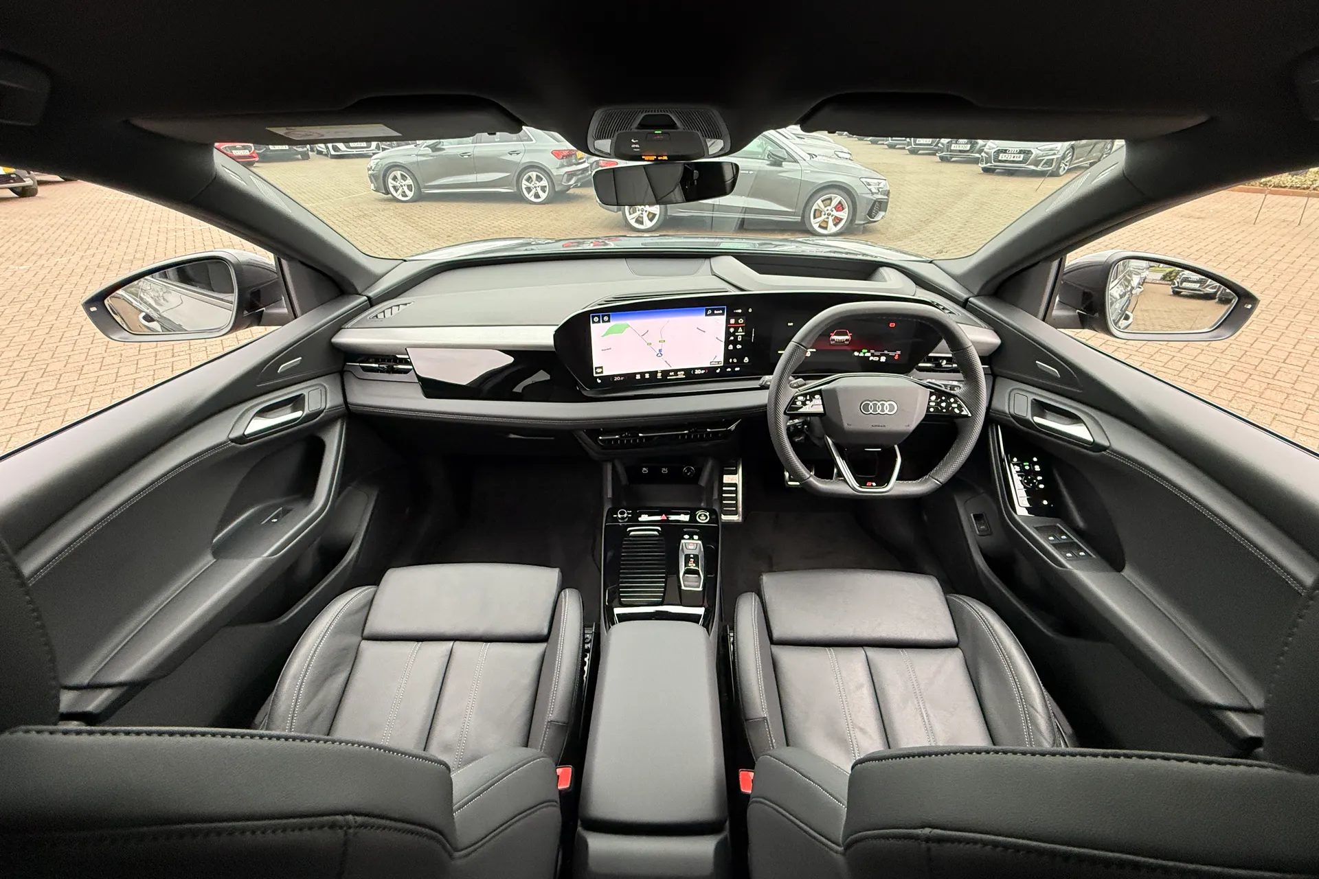 Audi Q6 thumbnail image number 3