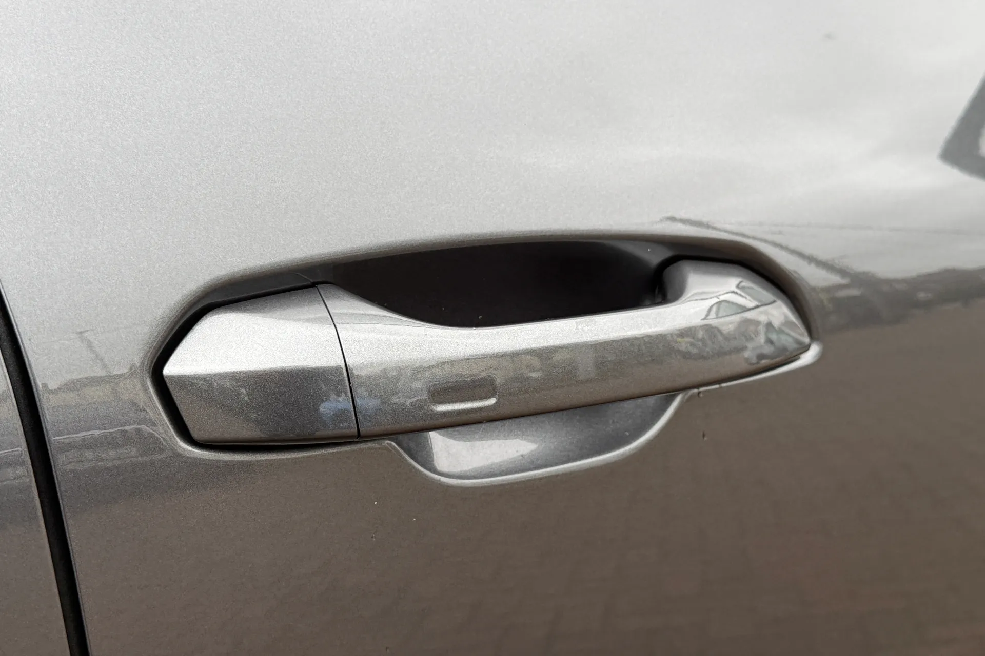 Audi Q6 thumbnail image number 52