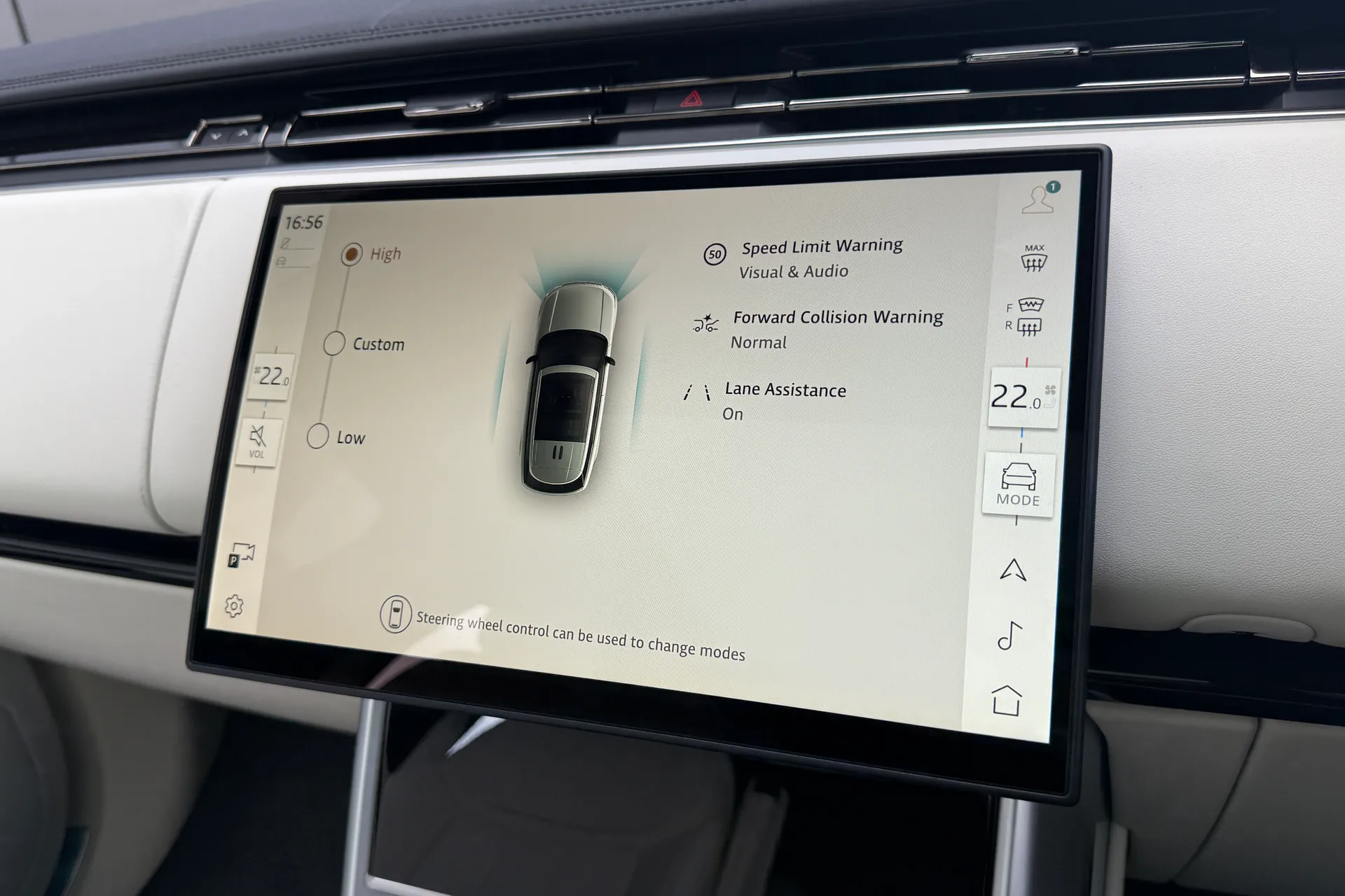 LAND ROVER RANGE ROVER thumbnail image number 34