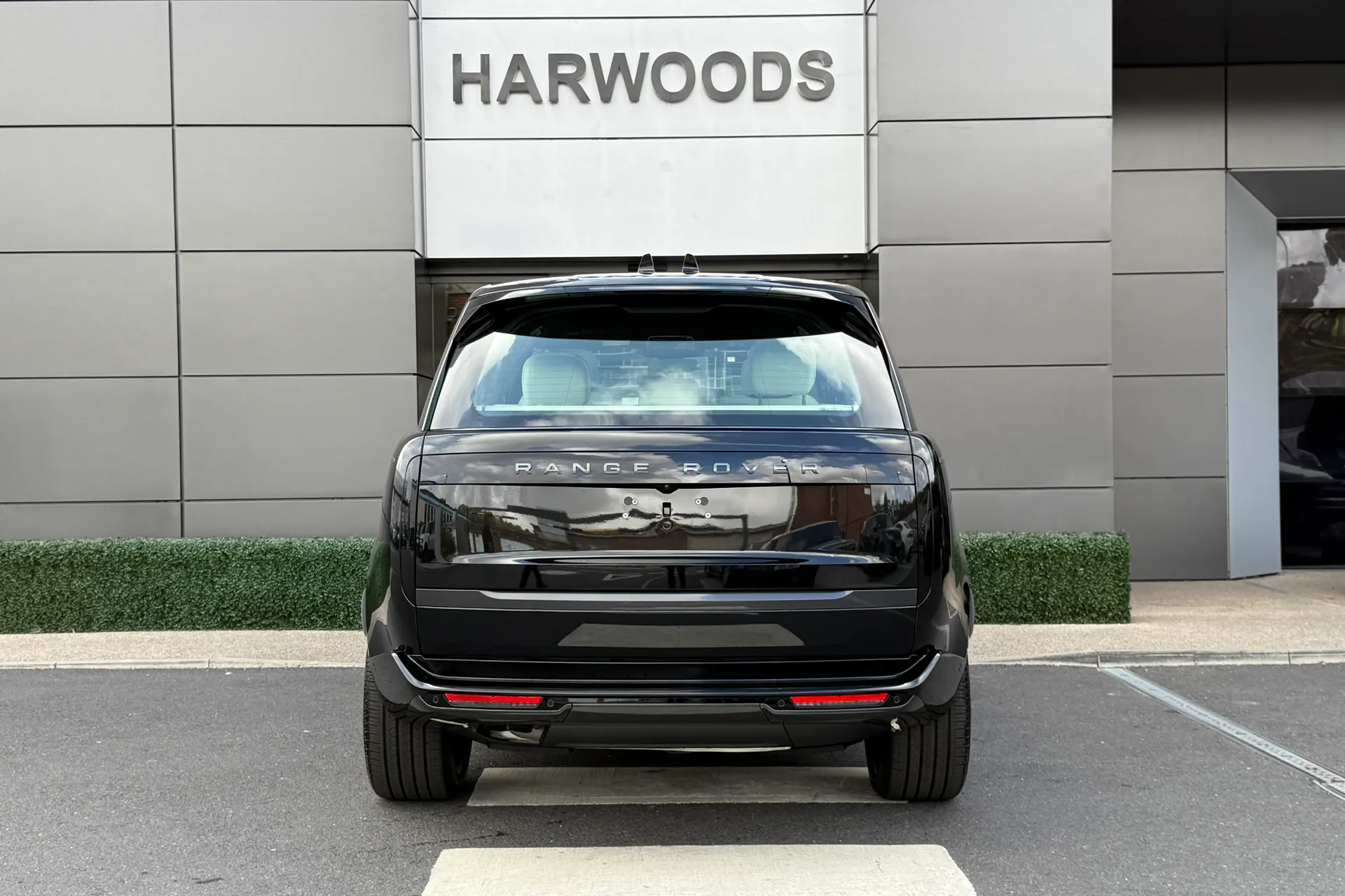 LAND ROVER RANGE ROVER thumbnail image number 9