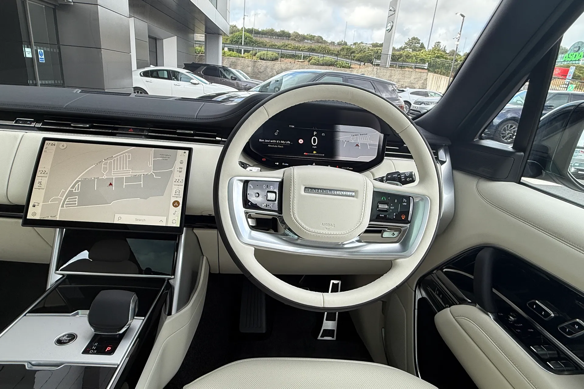 LAND ROVER RANGE ROVER thumbnail image number 57