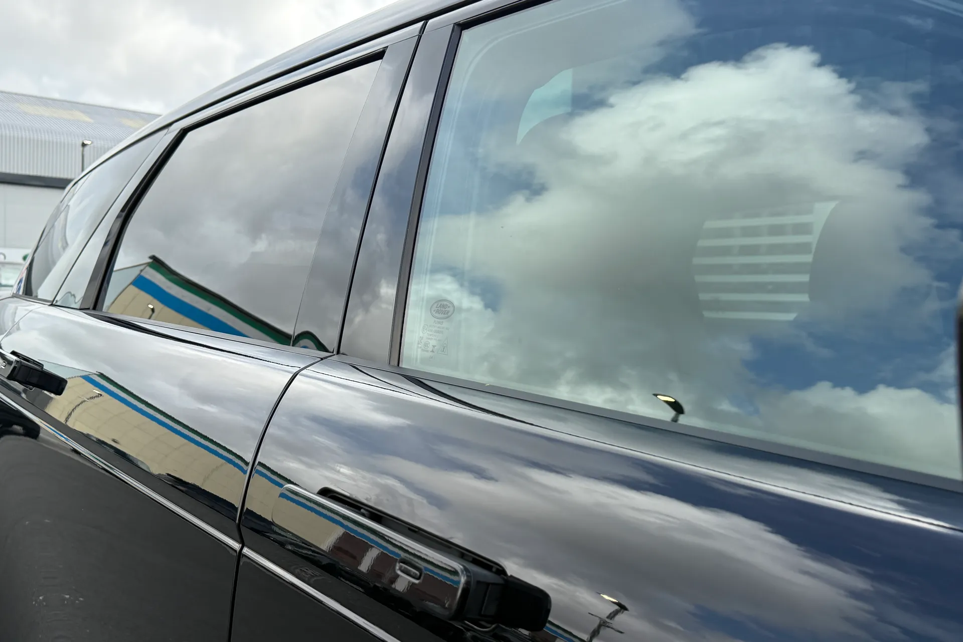 LAND ROVER RANGE ROVER EVOQUE thumbnail image number 25