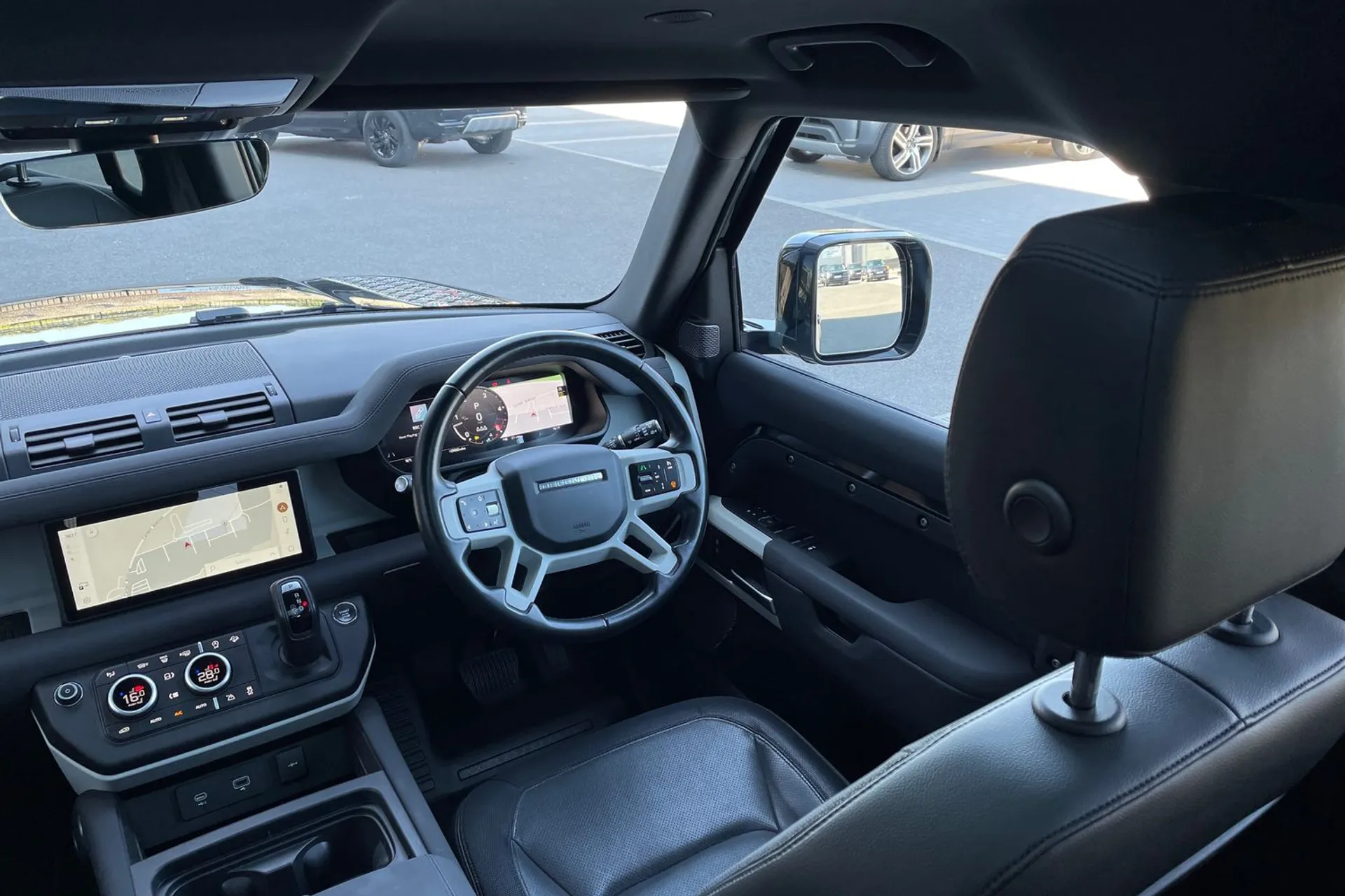 LAND ROVER DEFENDER thumbnail image number 48