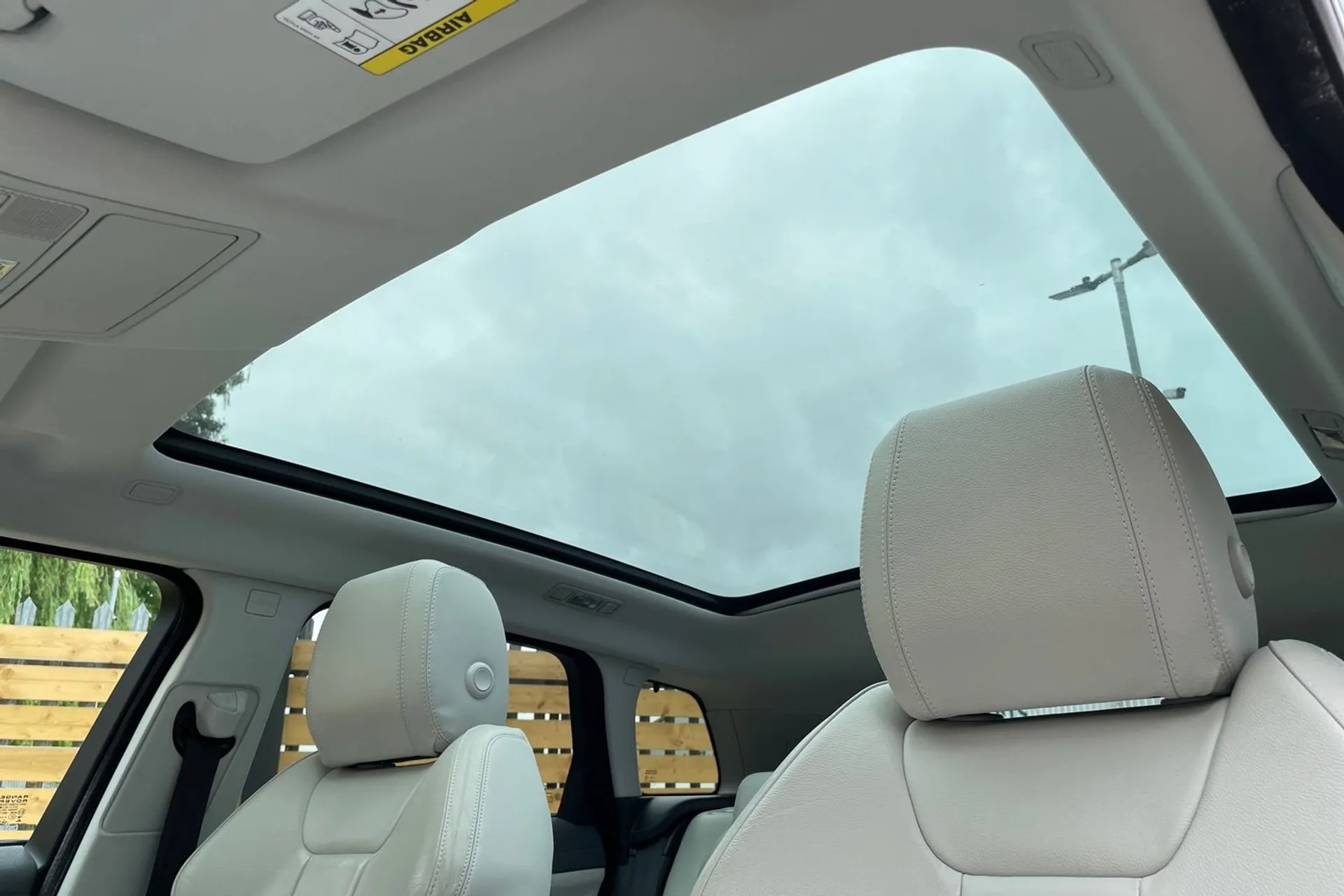 LAND ROVER RANGE ROVER EVOQUE thumbnail image number 31
