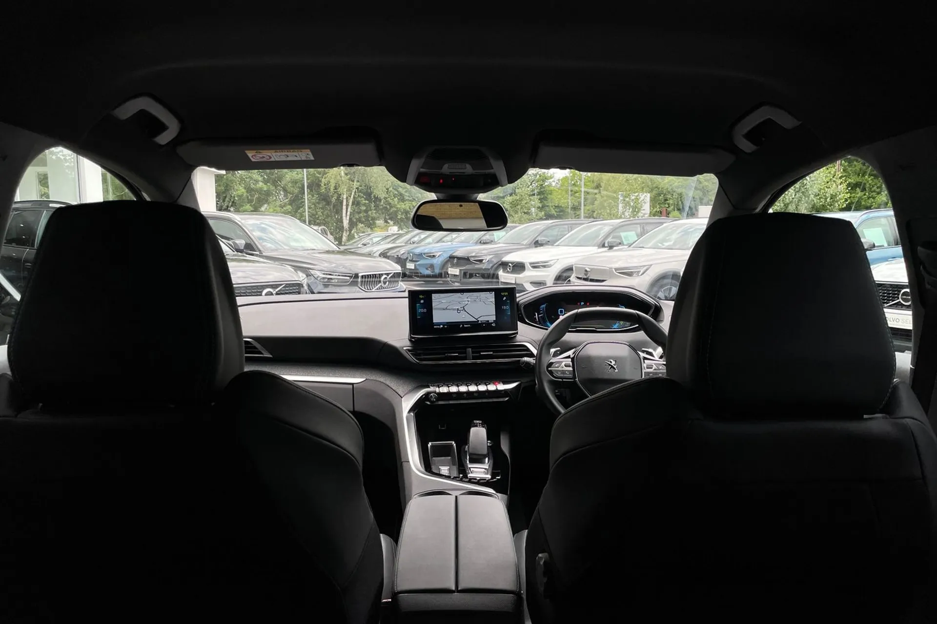 PEUGEOT 3008 thumbnail image number 21