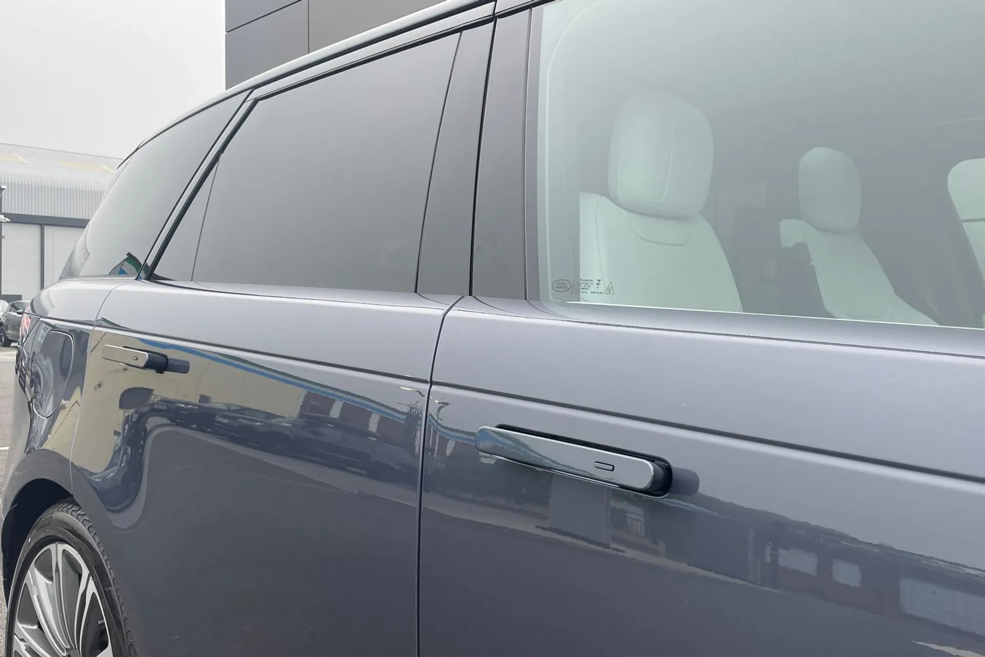 LAND ROVER RANGE ROVER SPORT thumbnail image number 30