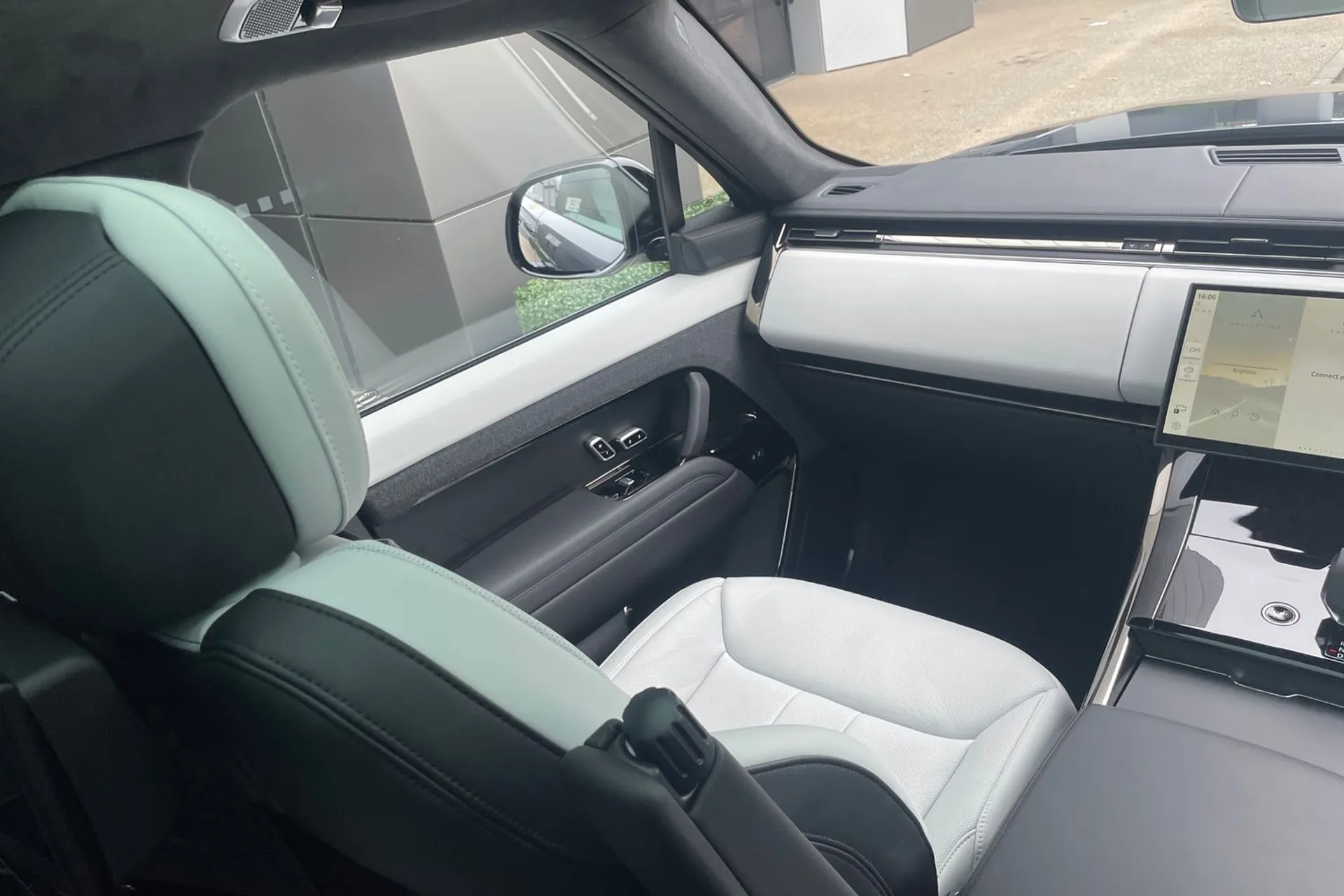 LAND ROVER RANGE ROVER SPORT thumbnail image number 50