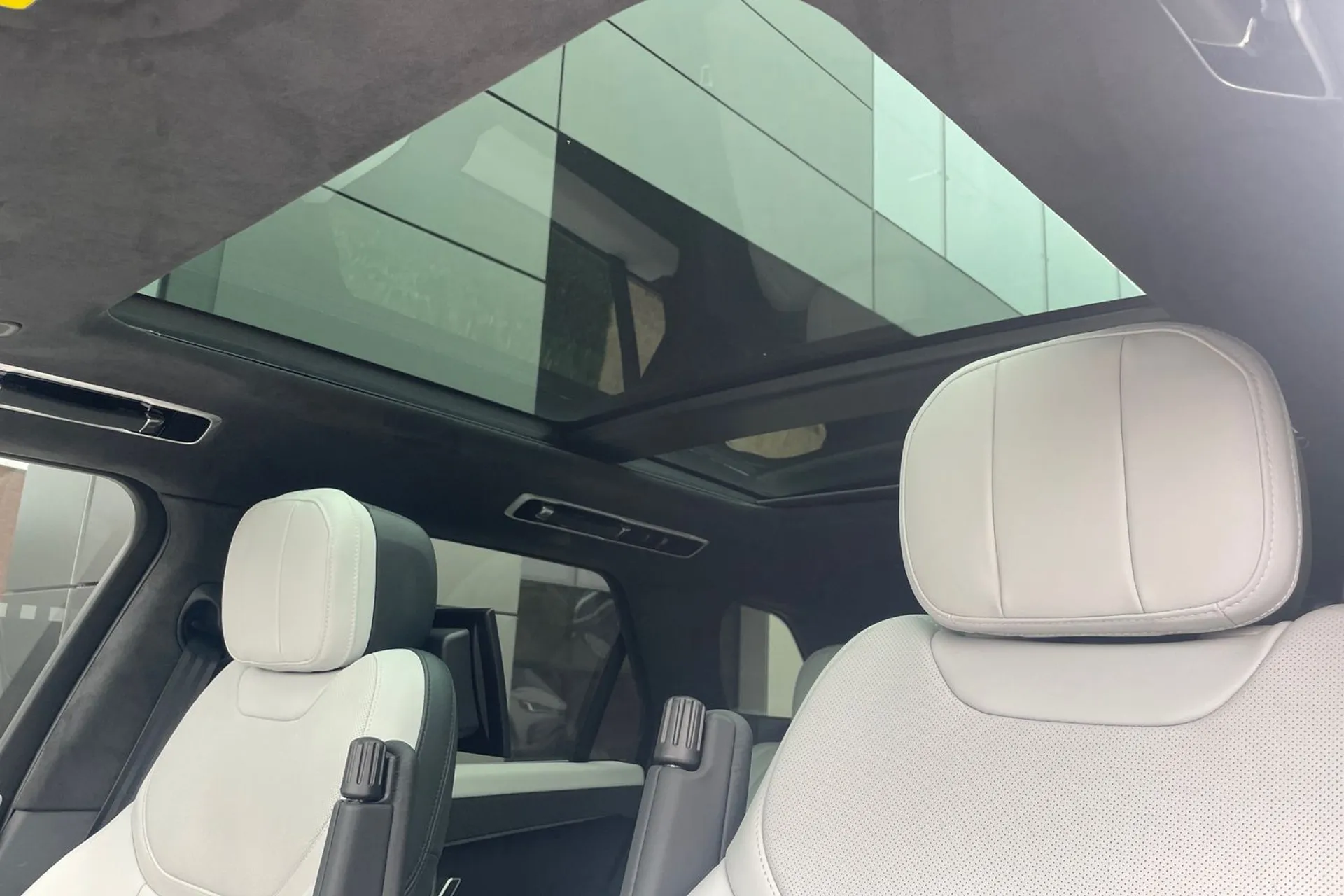 LAND ROVER RANGE ROVER SPORT thumbnail image number 49