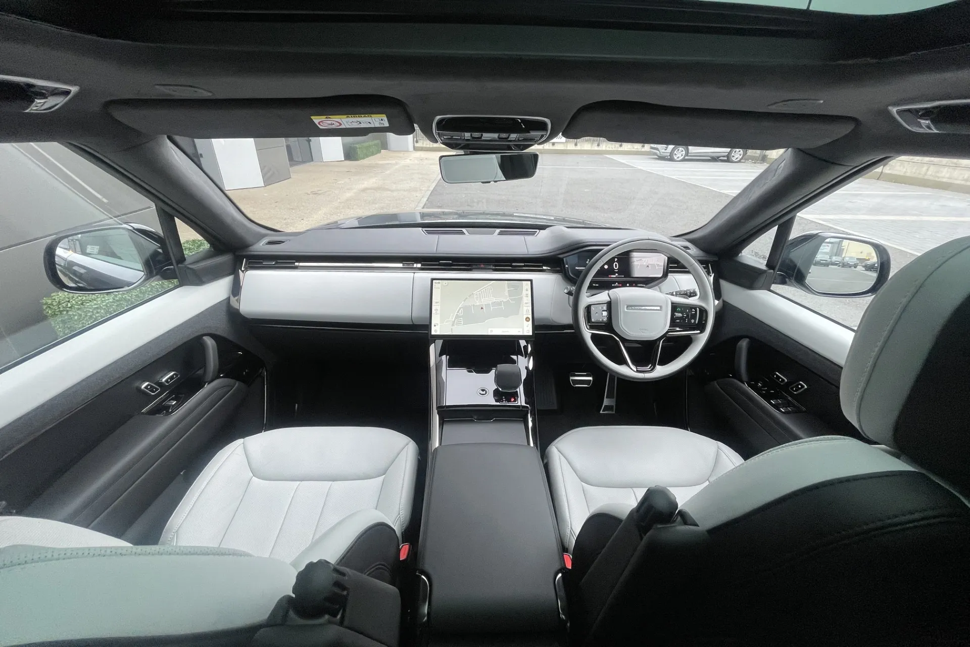 LAND ROVER RANGE ROVER SPORT thumbnail image number 3