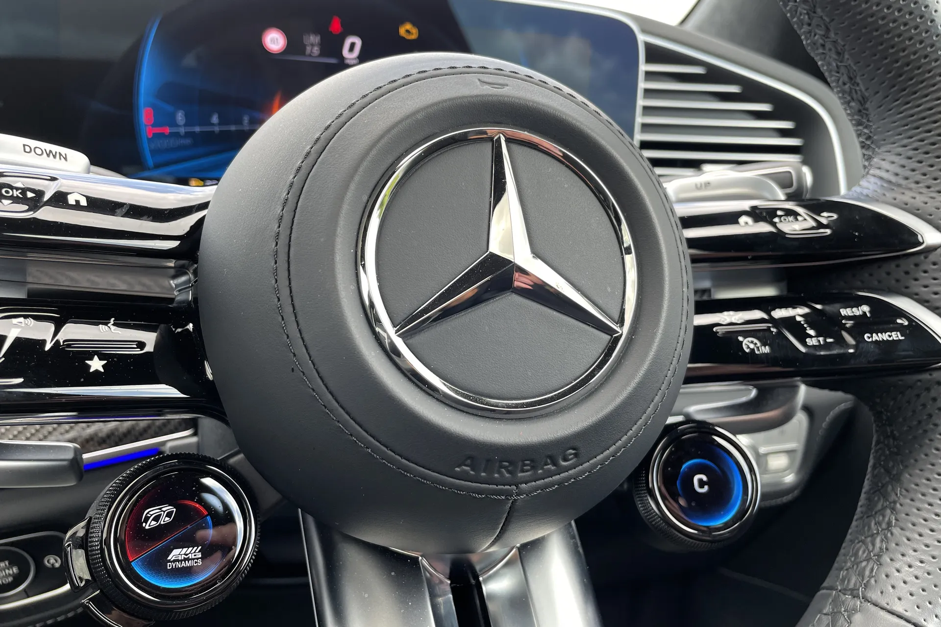 MERCEDES-BENZ GLE thumbnail image number 28