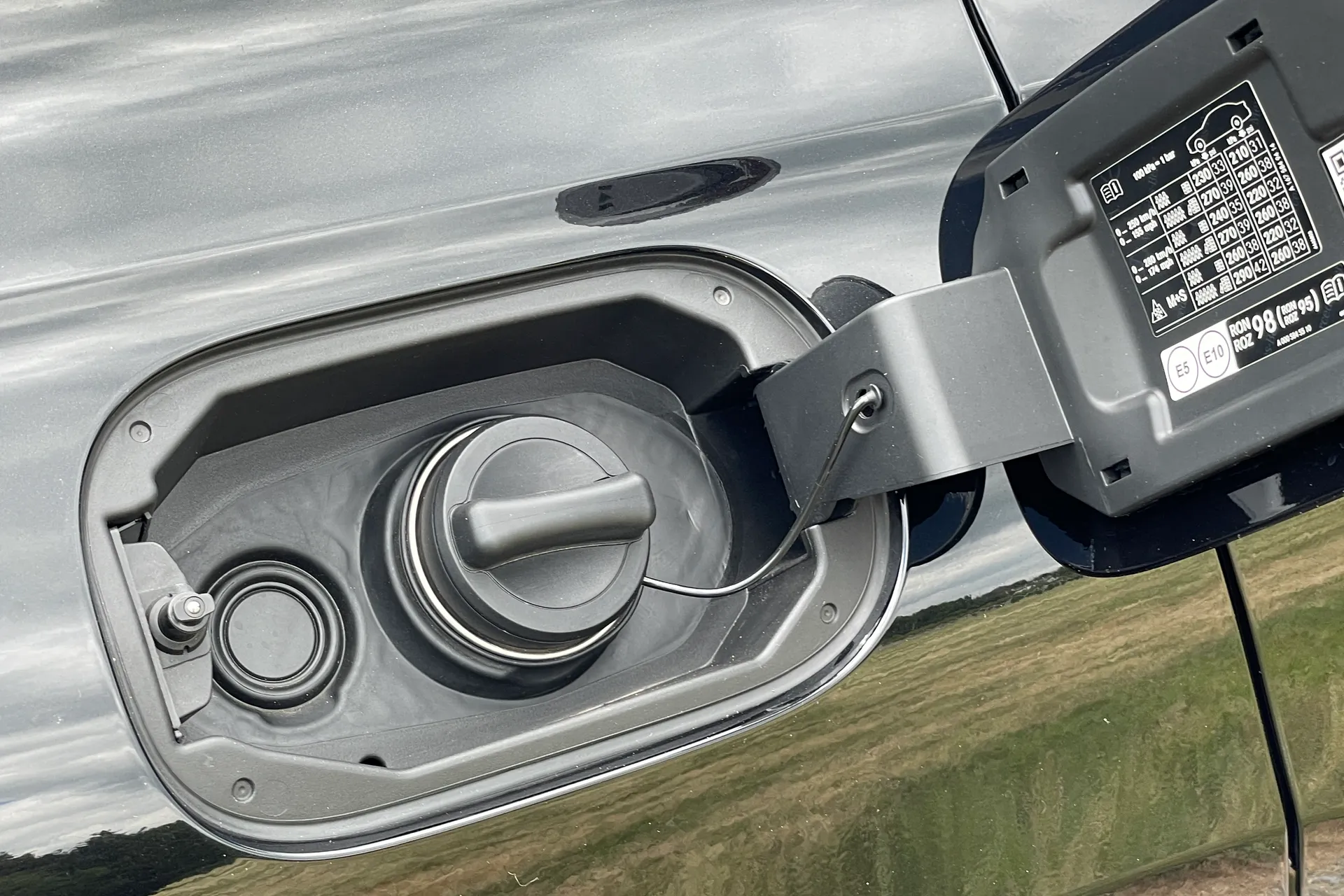 MERCEDES-BENZ GLE thumbnail image number 23