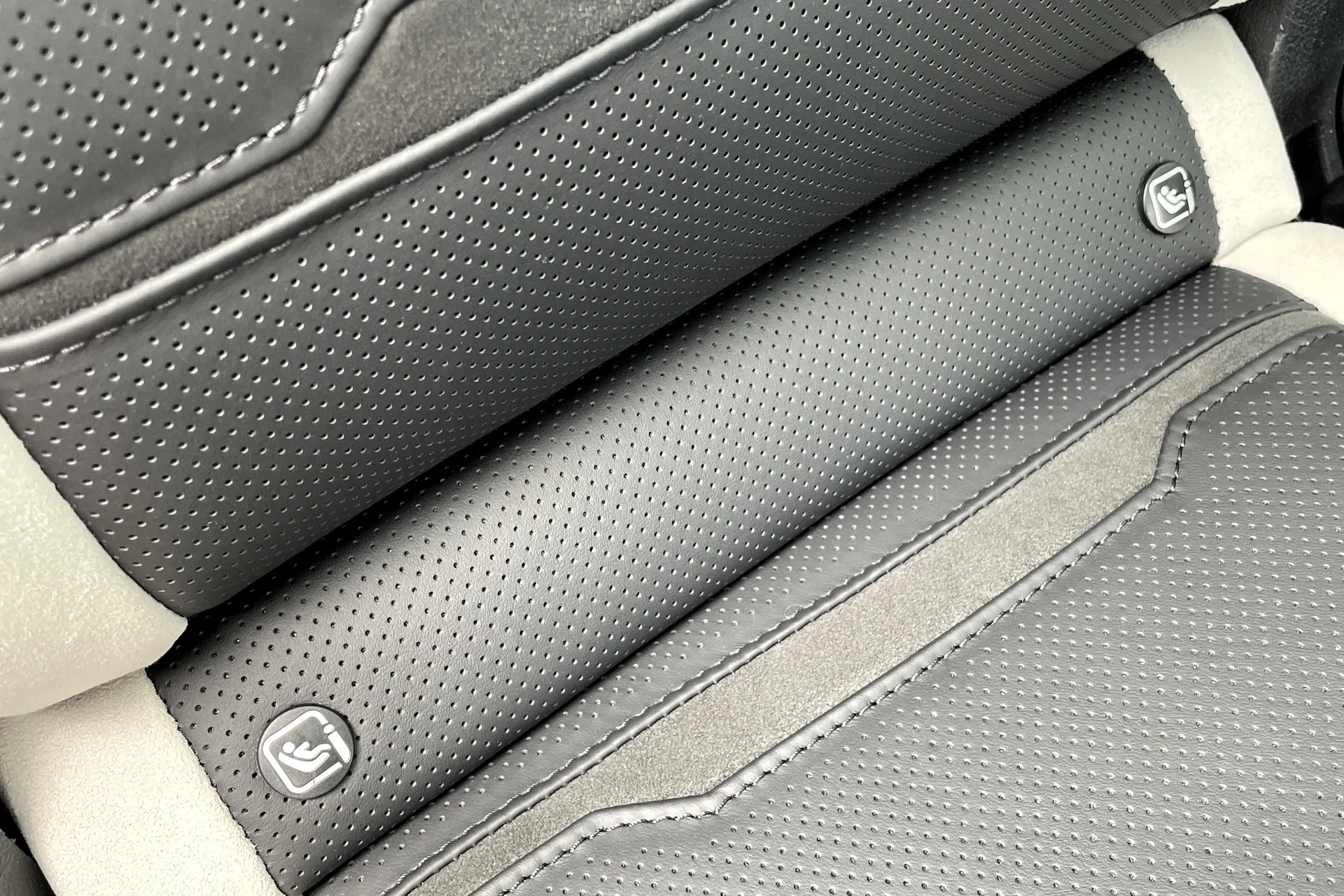 MERCEDES-BENZ GLE thumbnail image number 52
