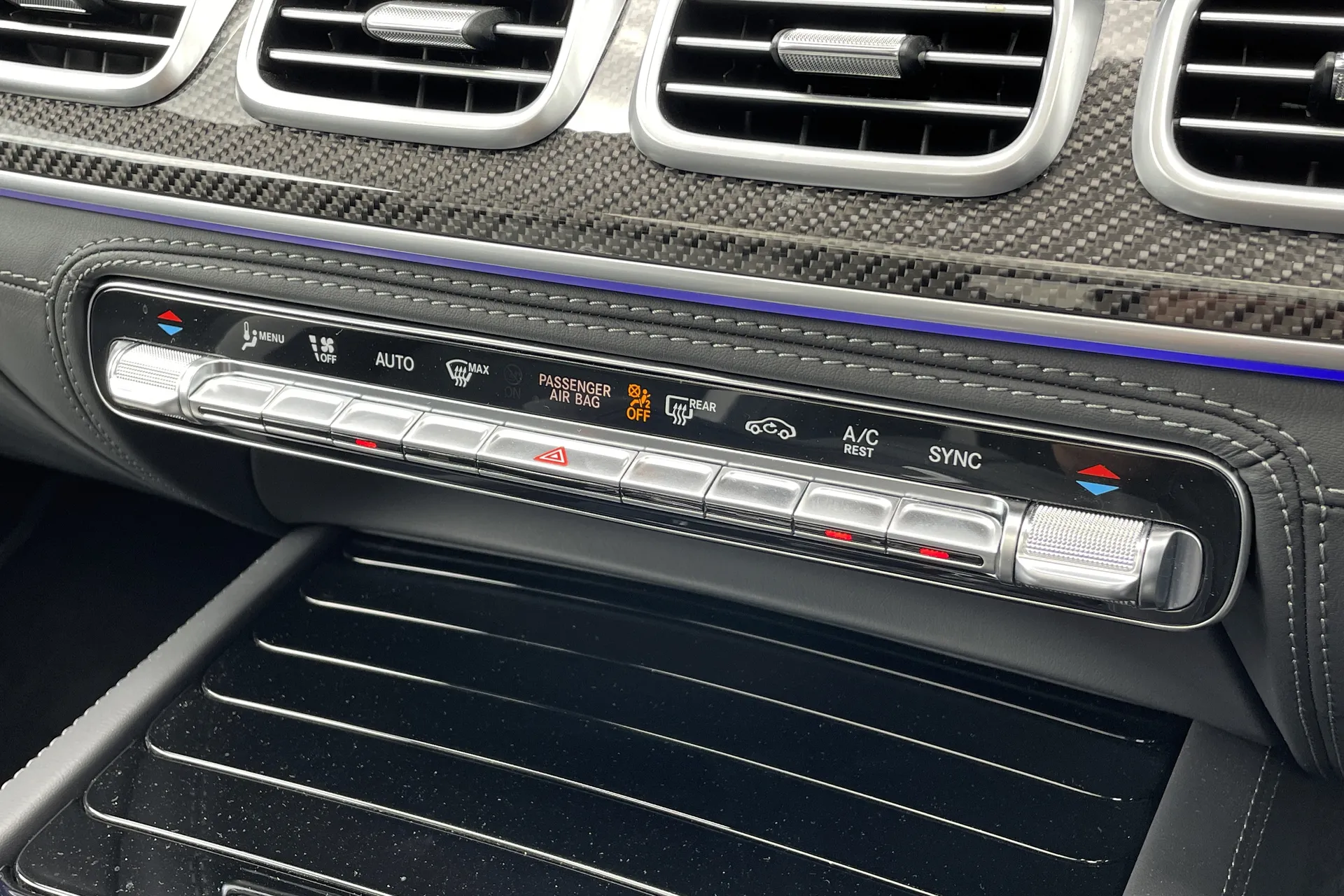MERCEDES-BENZ GLE thumbnail image number 29