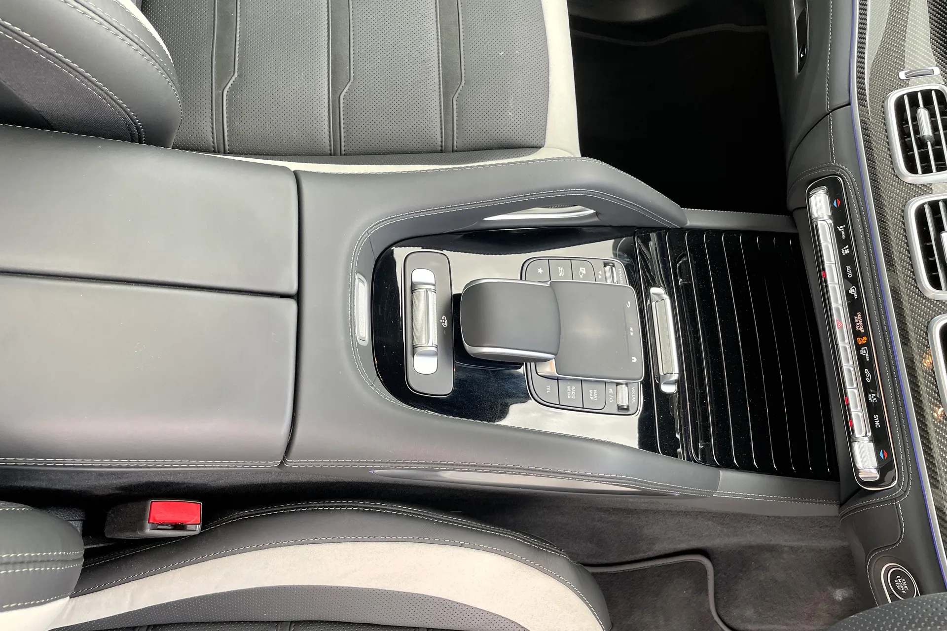 MERCEDES-BENZ GLE thumbnail image number 72