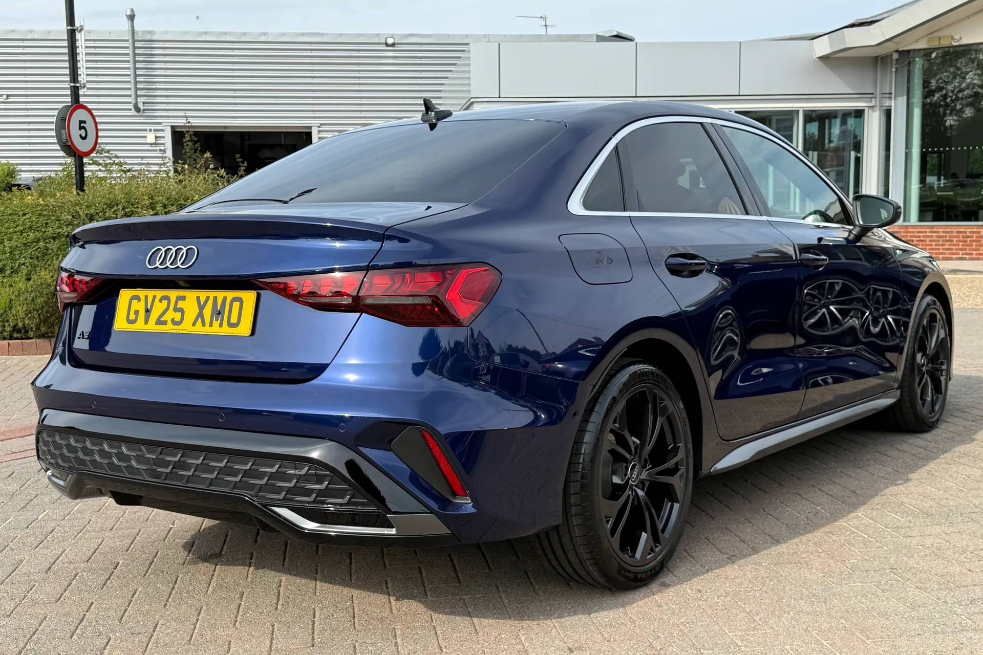 Audi A3 thumbnail image number 30