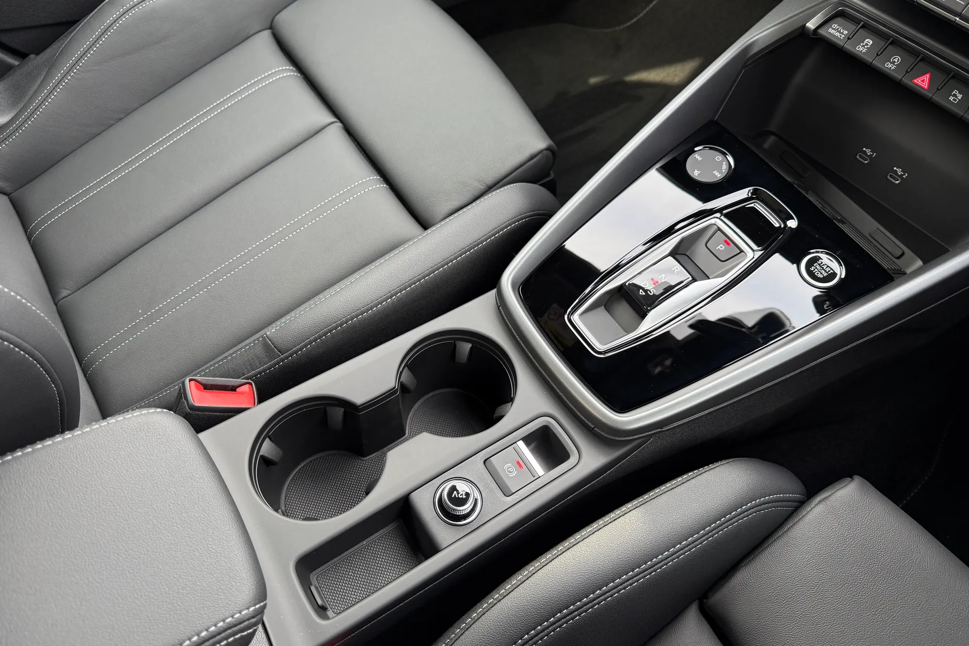 Audi A3 thumbnail image number 41