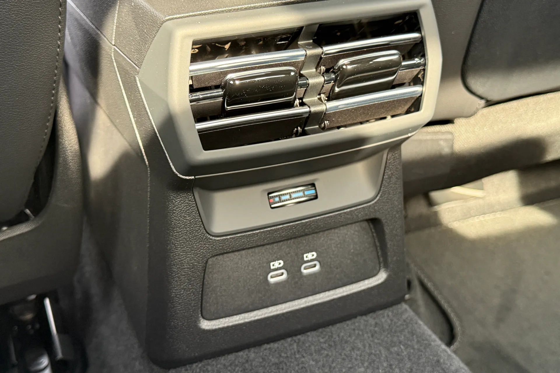 Audi A3 thumbnail image number 48