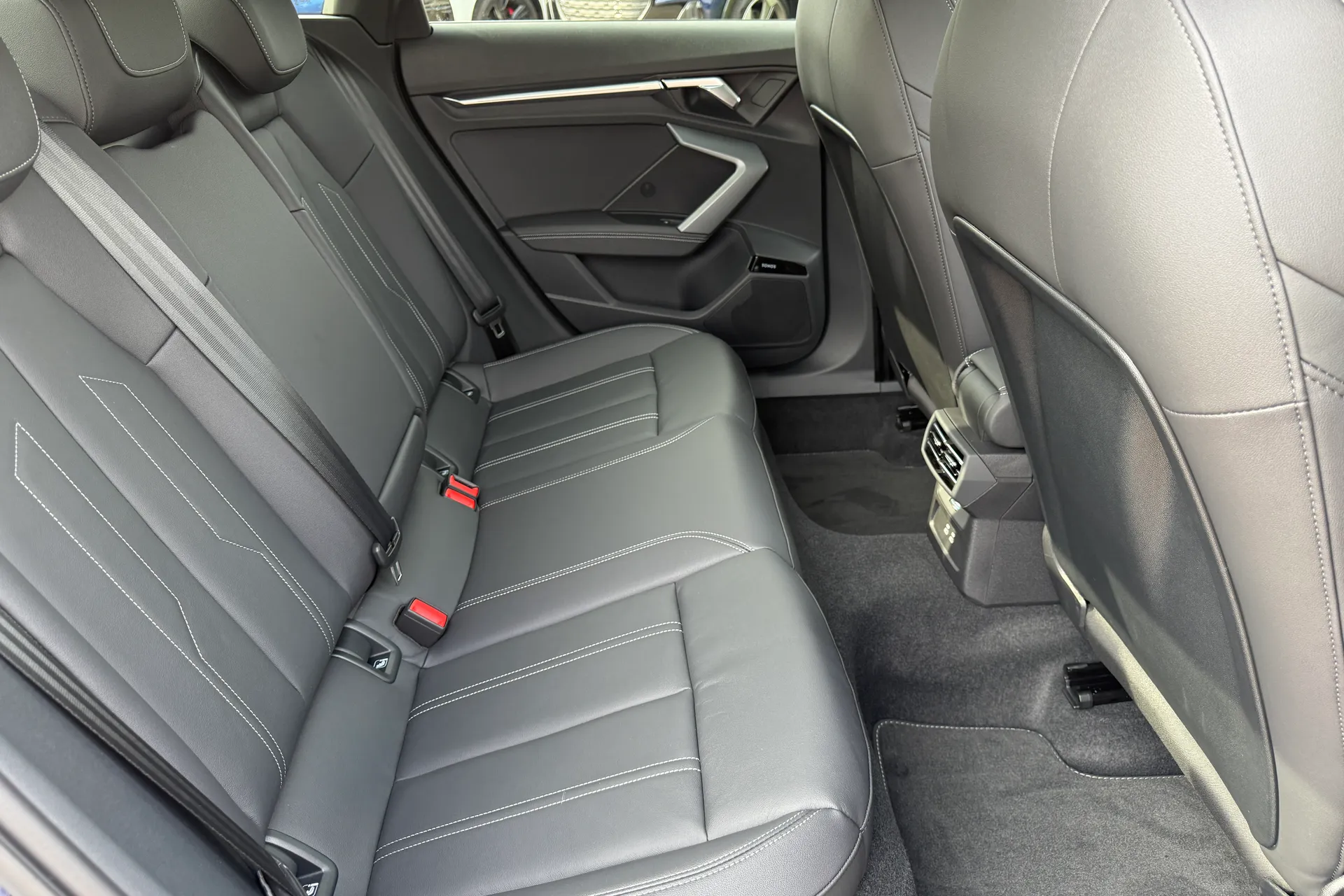 Audi A3 thumbnail image number 46