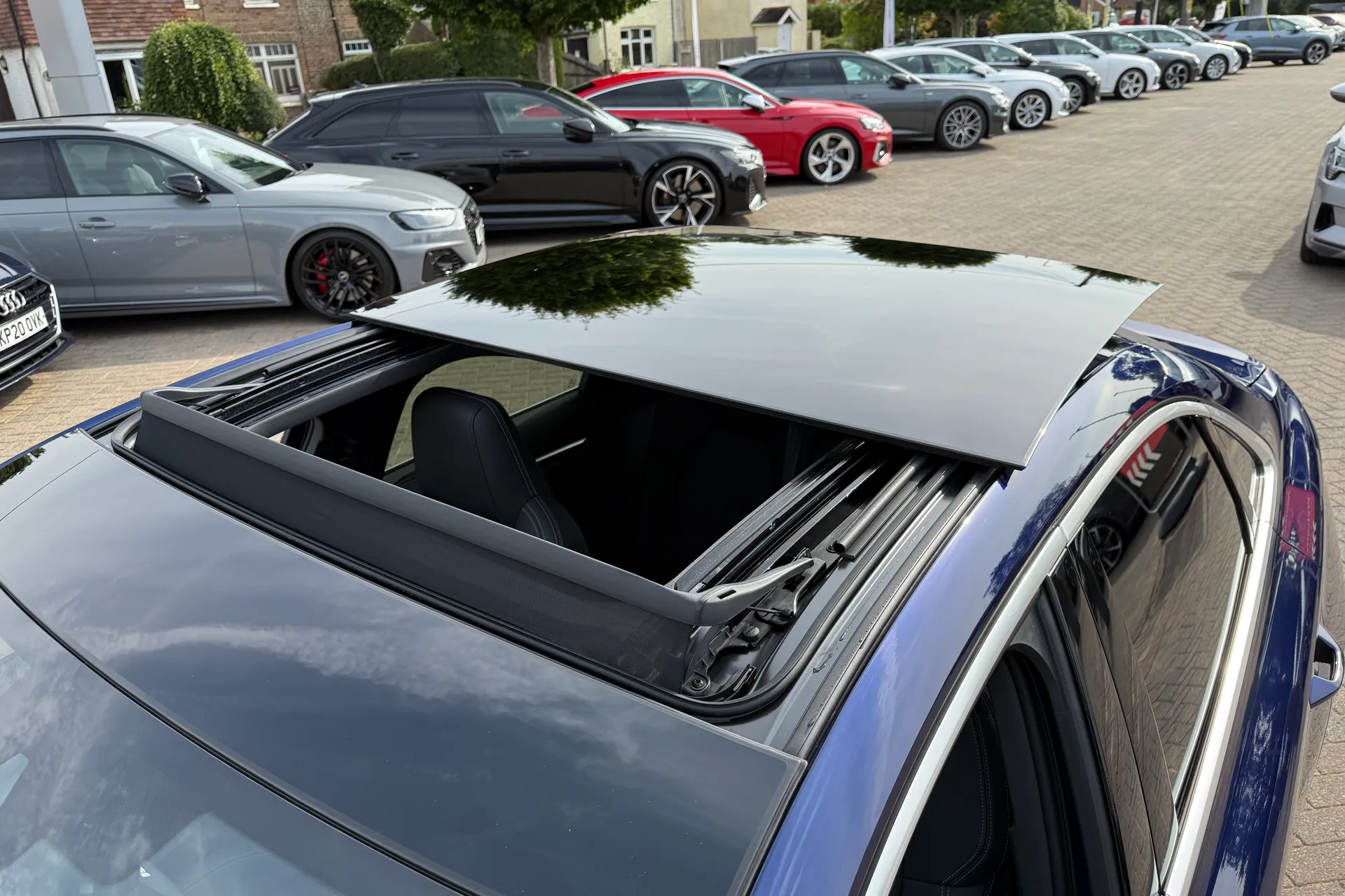 Audi A3 thumbnail image number 6