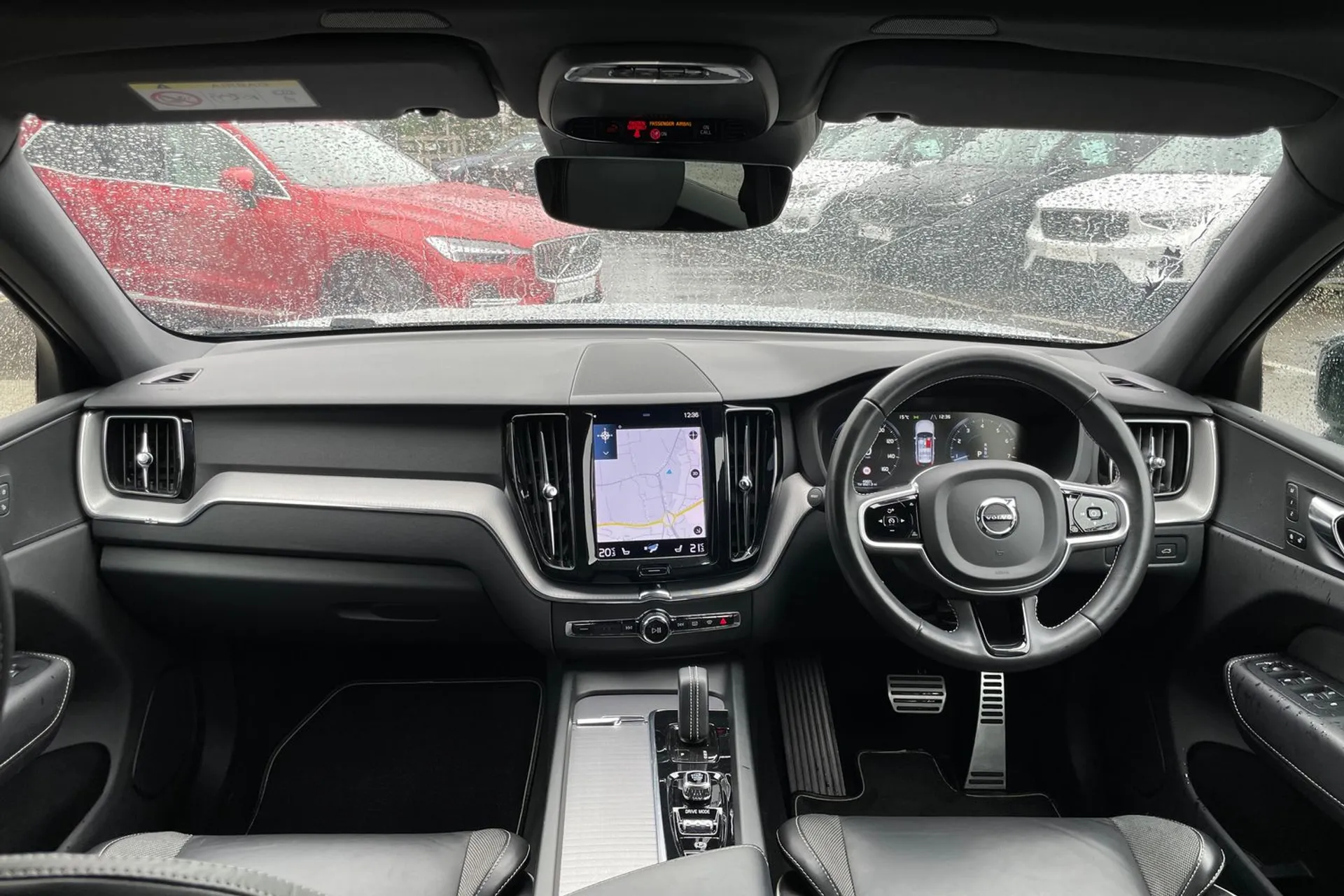 Volvo XC60 thumbnail image number 3