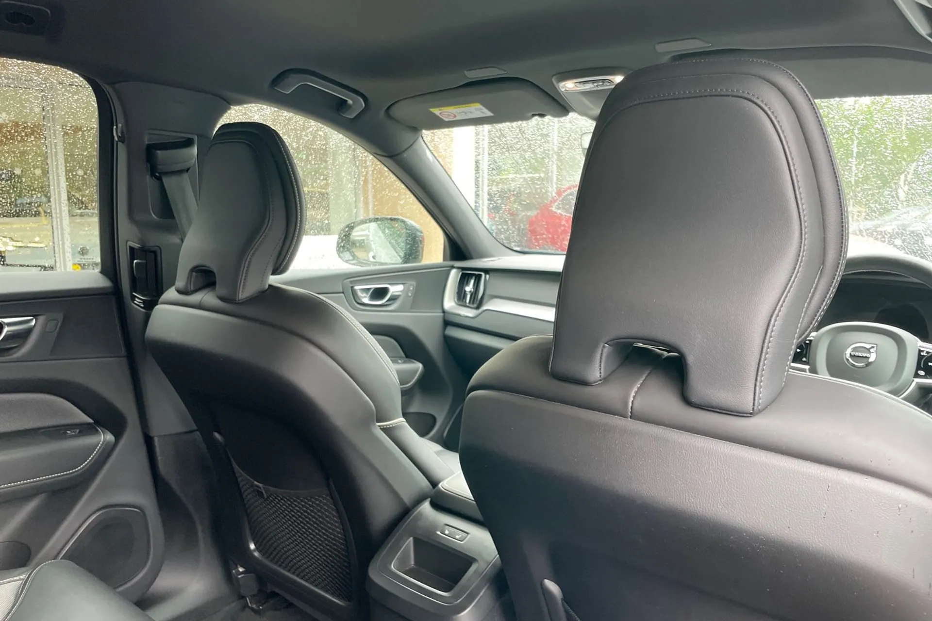 Volvo XC60 thumbnail image number 23