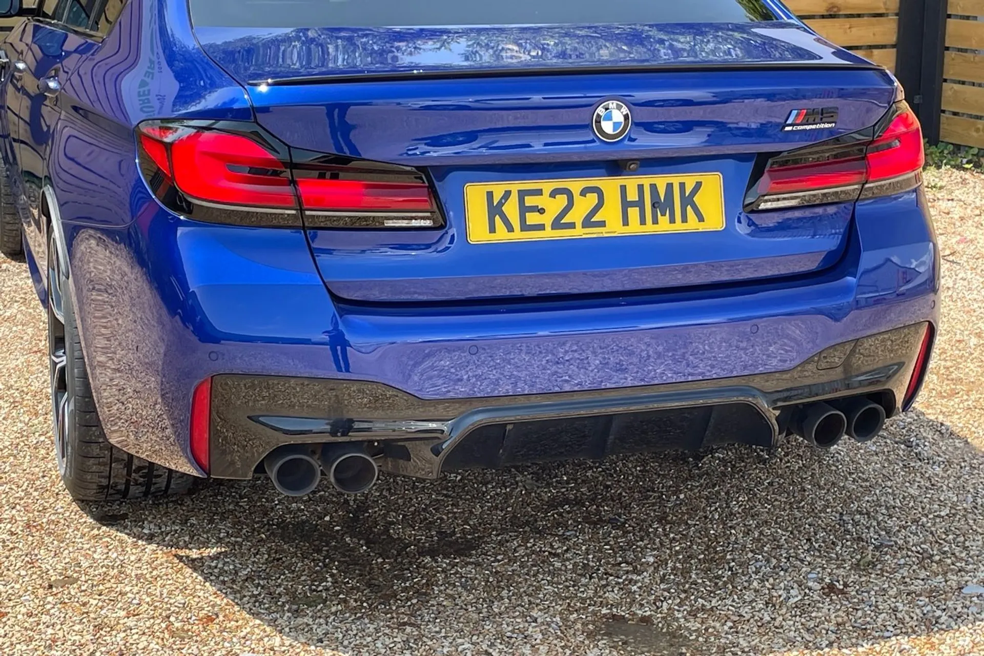 BMW M5 thumbnail image number 18