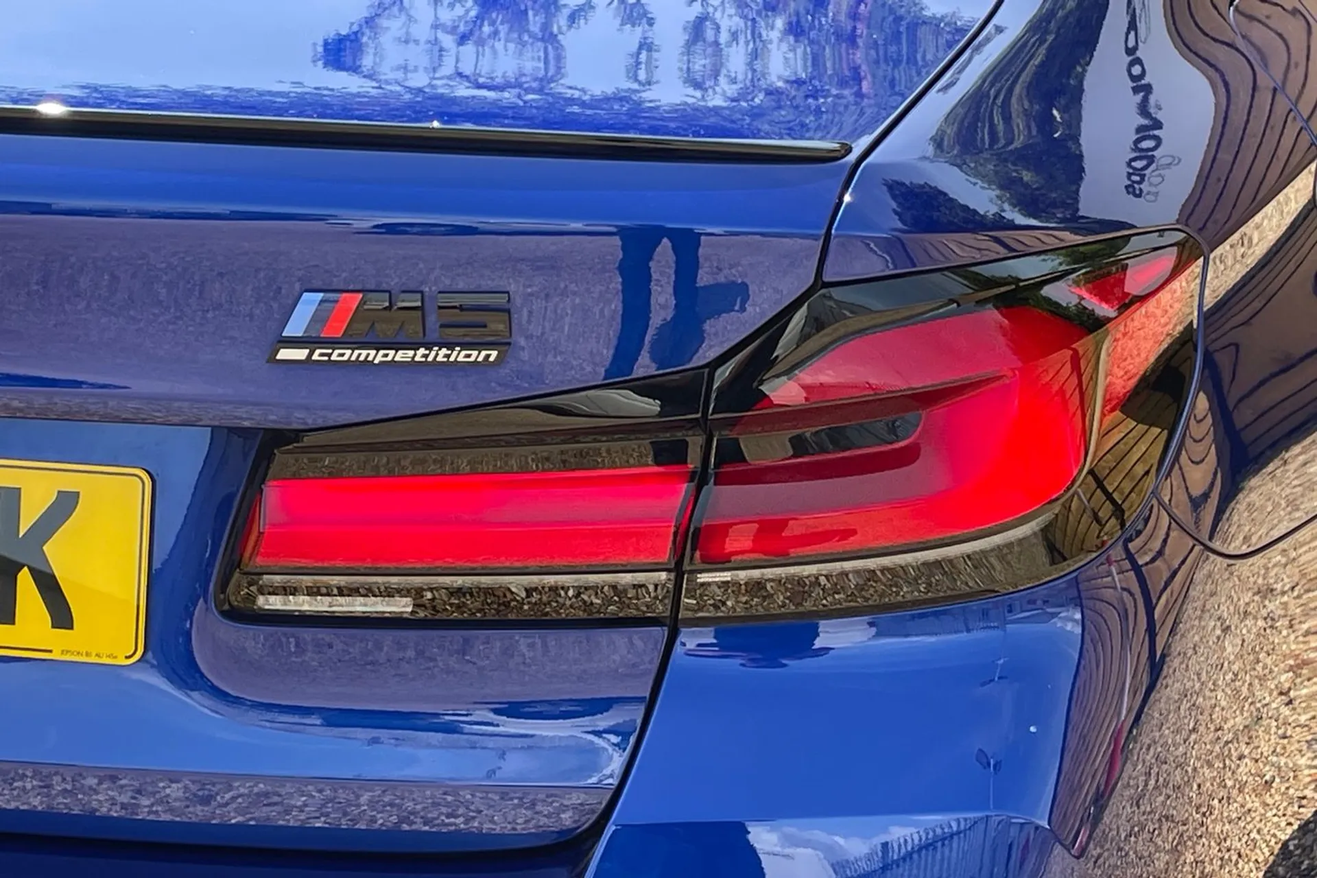 BMW M5 thumbnail image number 47