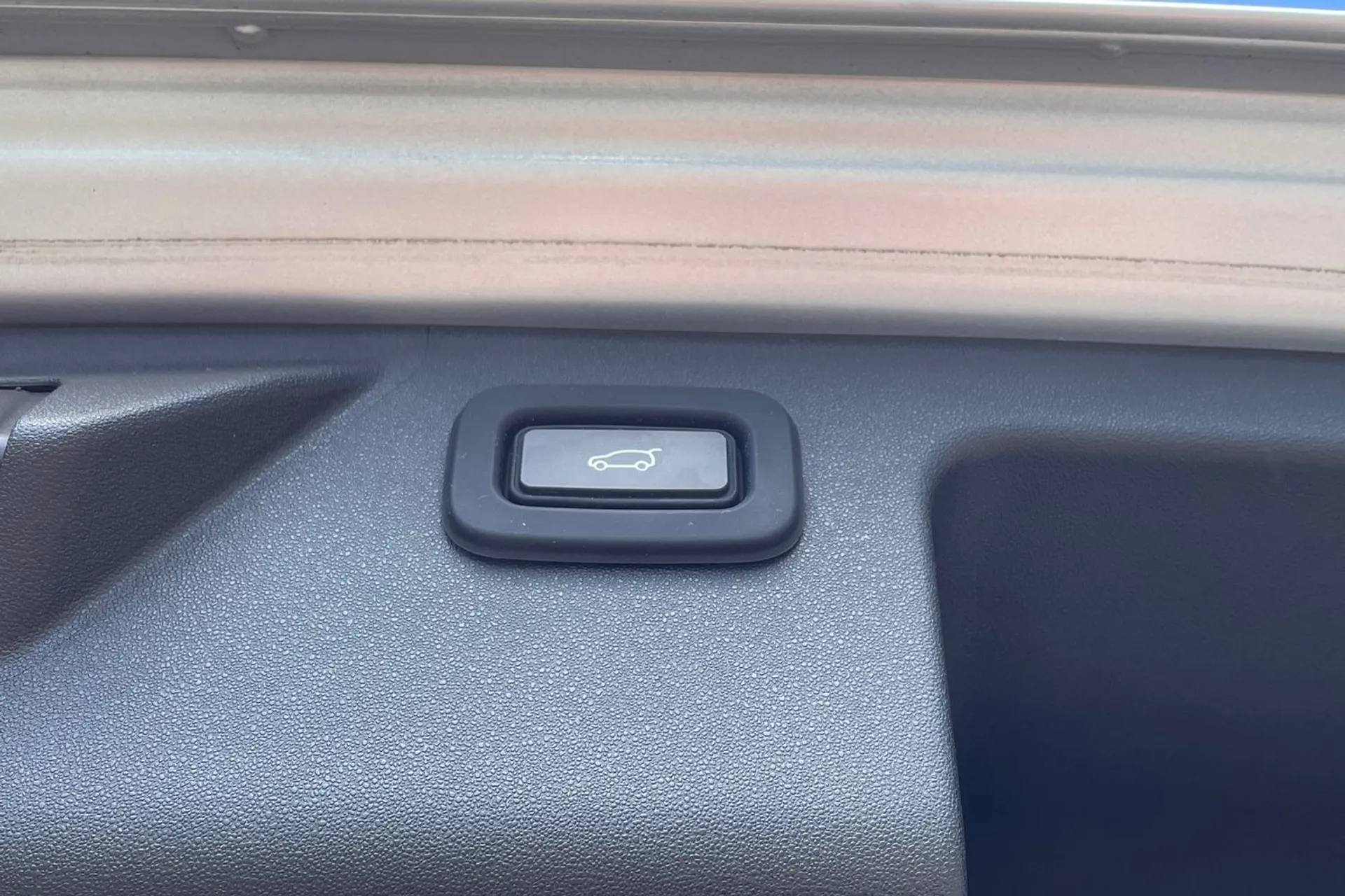 LAND ROVER DISCOVERY SPORT thumbnail image number 33