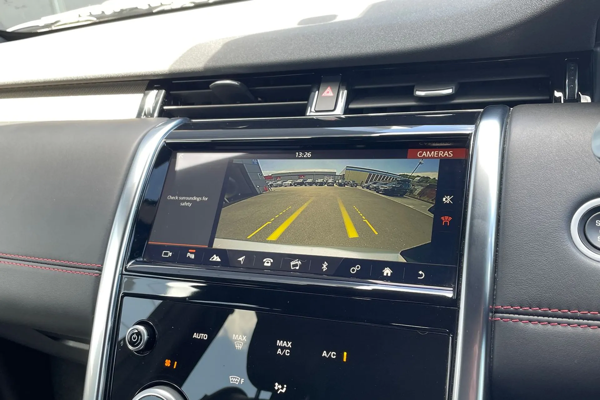 LAND ROVER DISCOVERY SPORT thumbnail image number 4