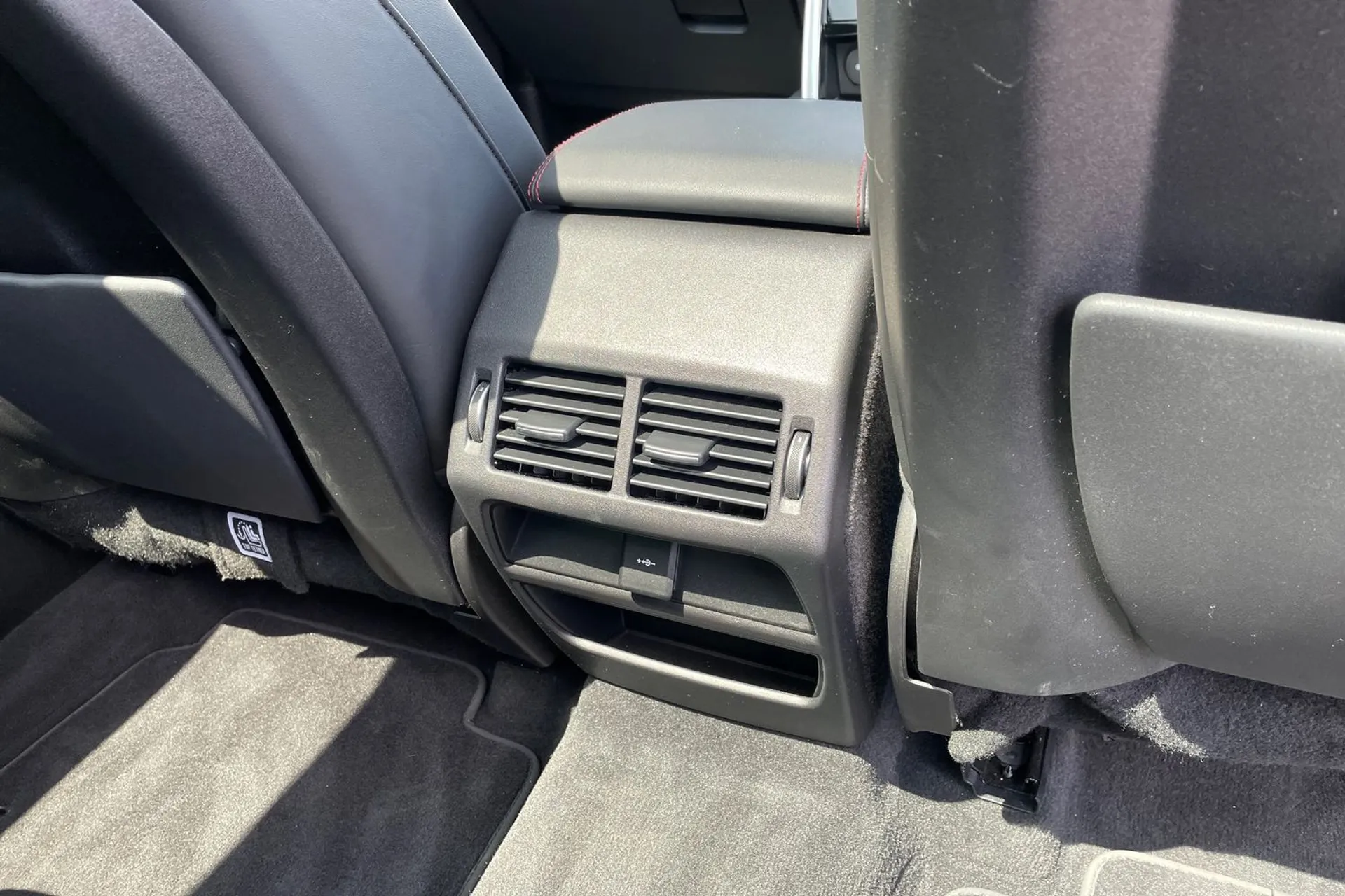 LAND ROVER DISCOVERY SPORT thumbnail image number 58