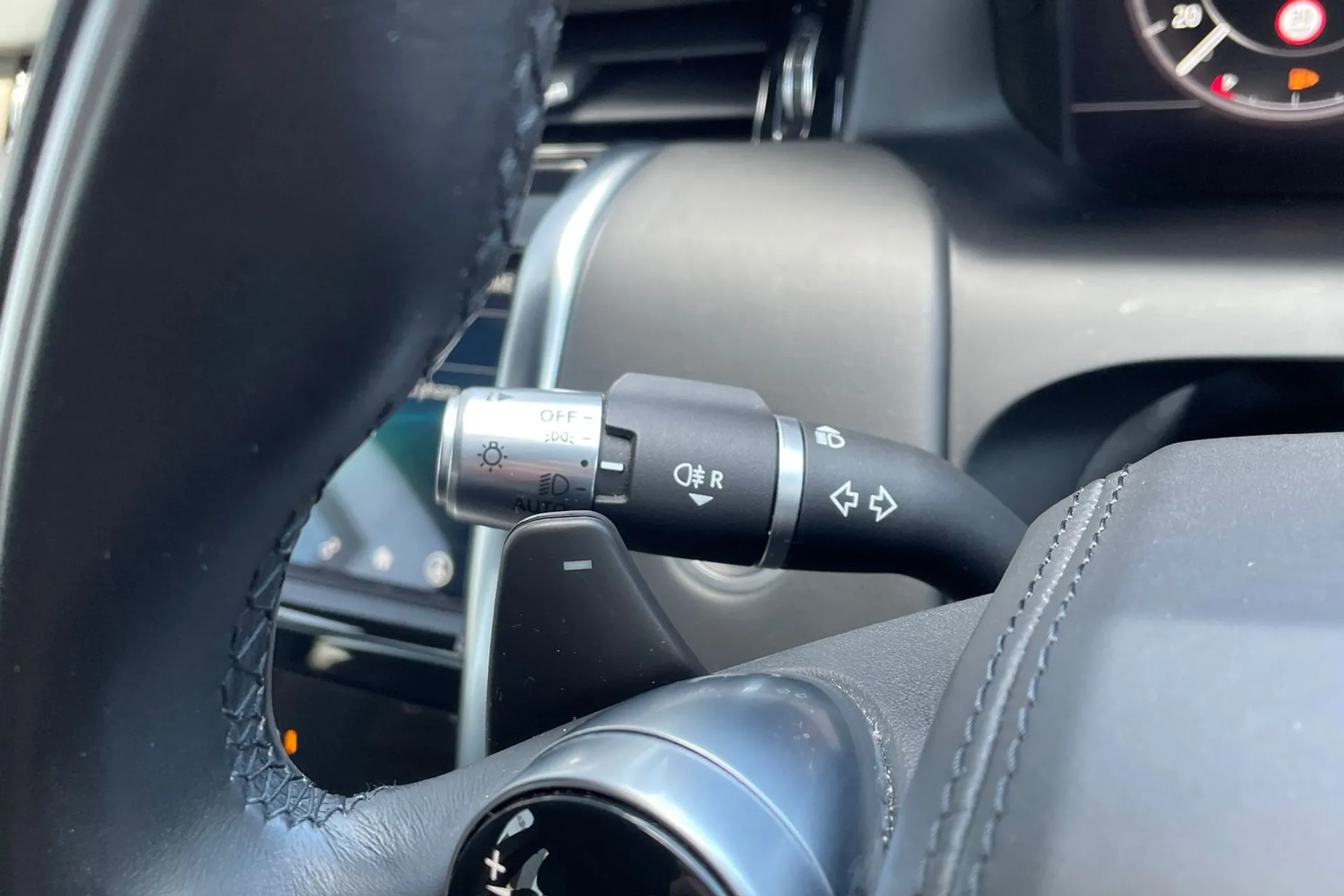 LAND ROVER DISCOVERY SPORT thumbnail image number 65