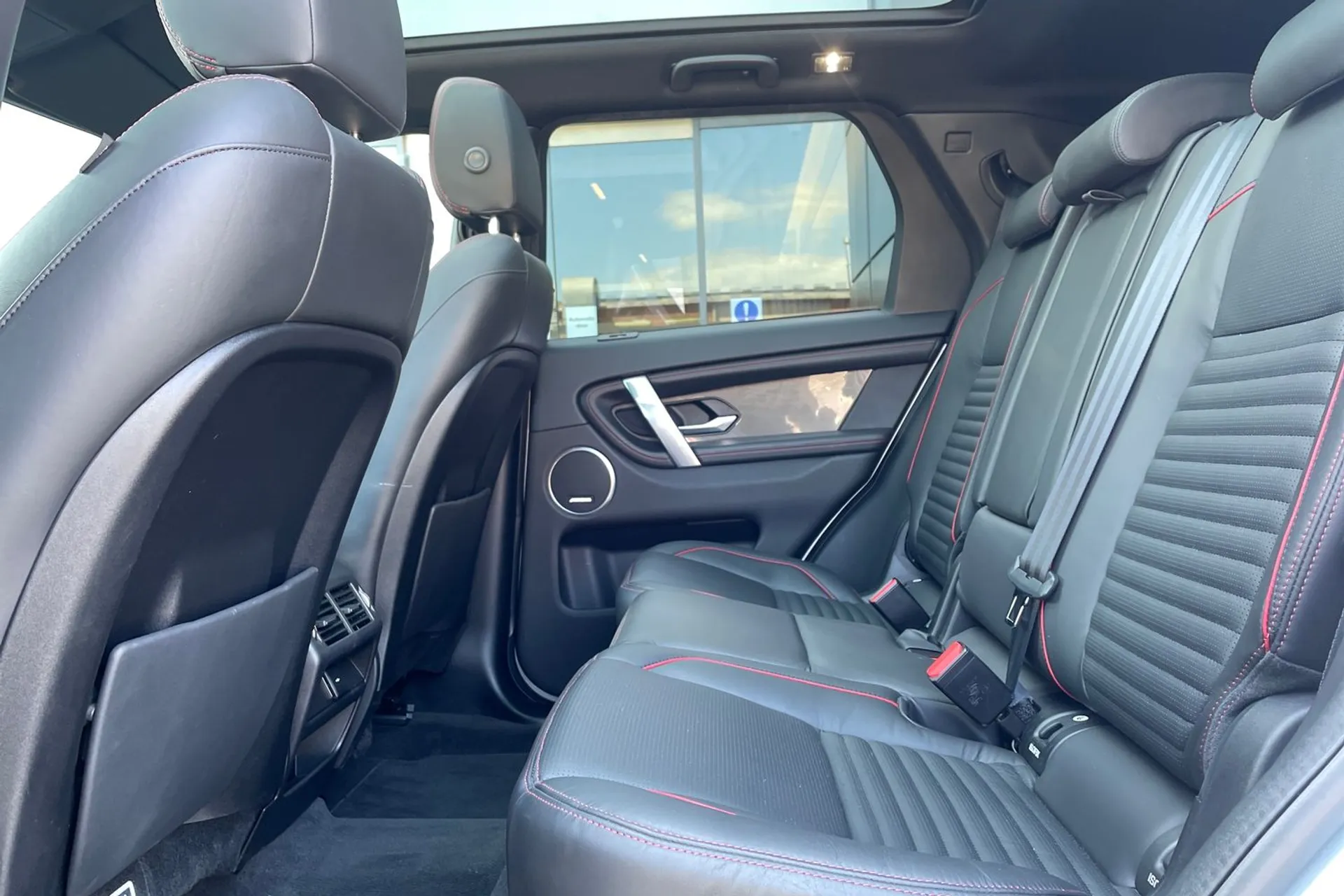 LAND ROVER DISCOVERY SPORT thumbnail image number 40