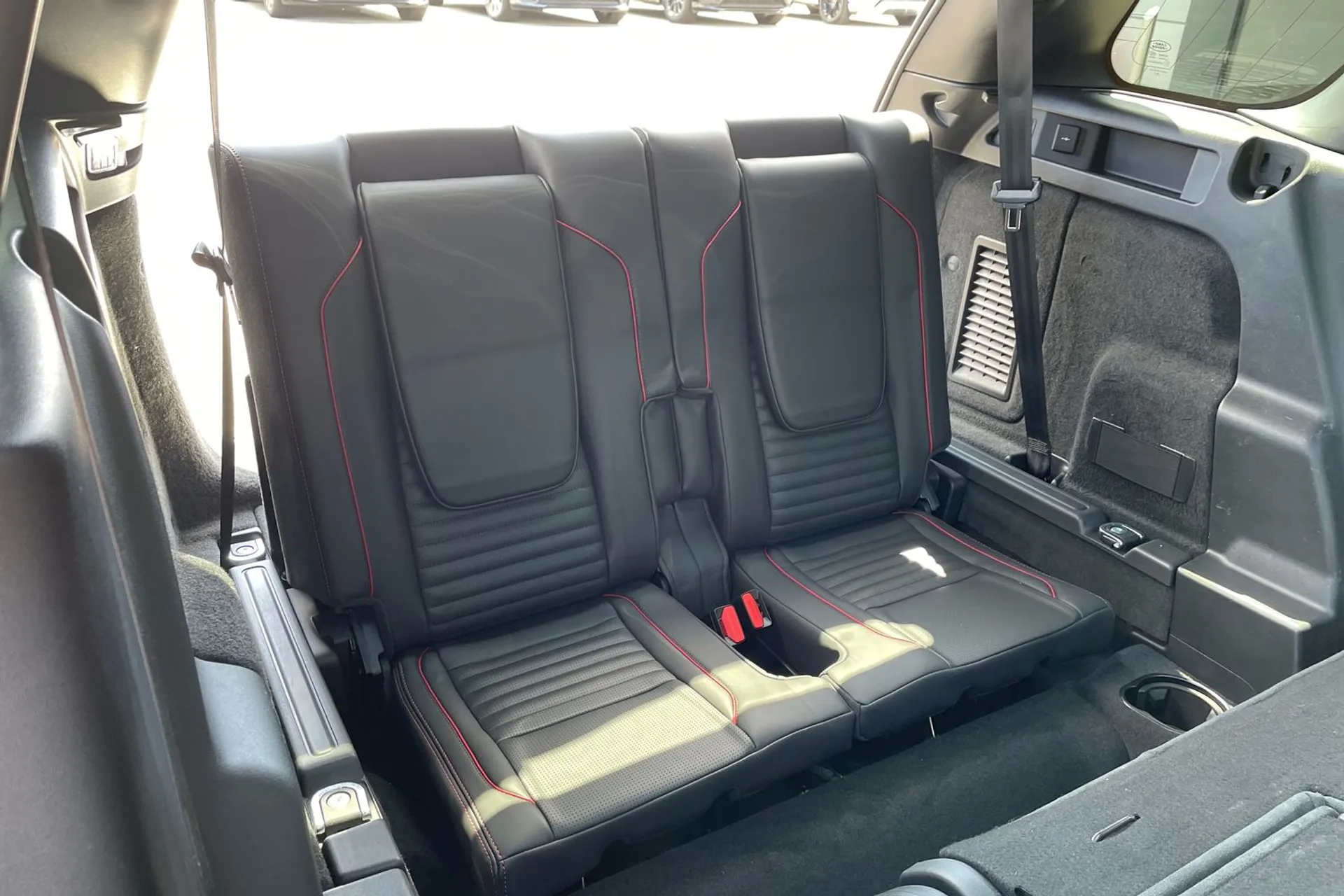 LAND ROVER DISCOVERY SPORT thumbnail image number 68