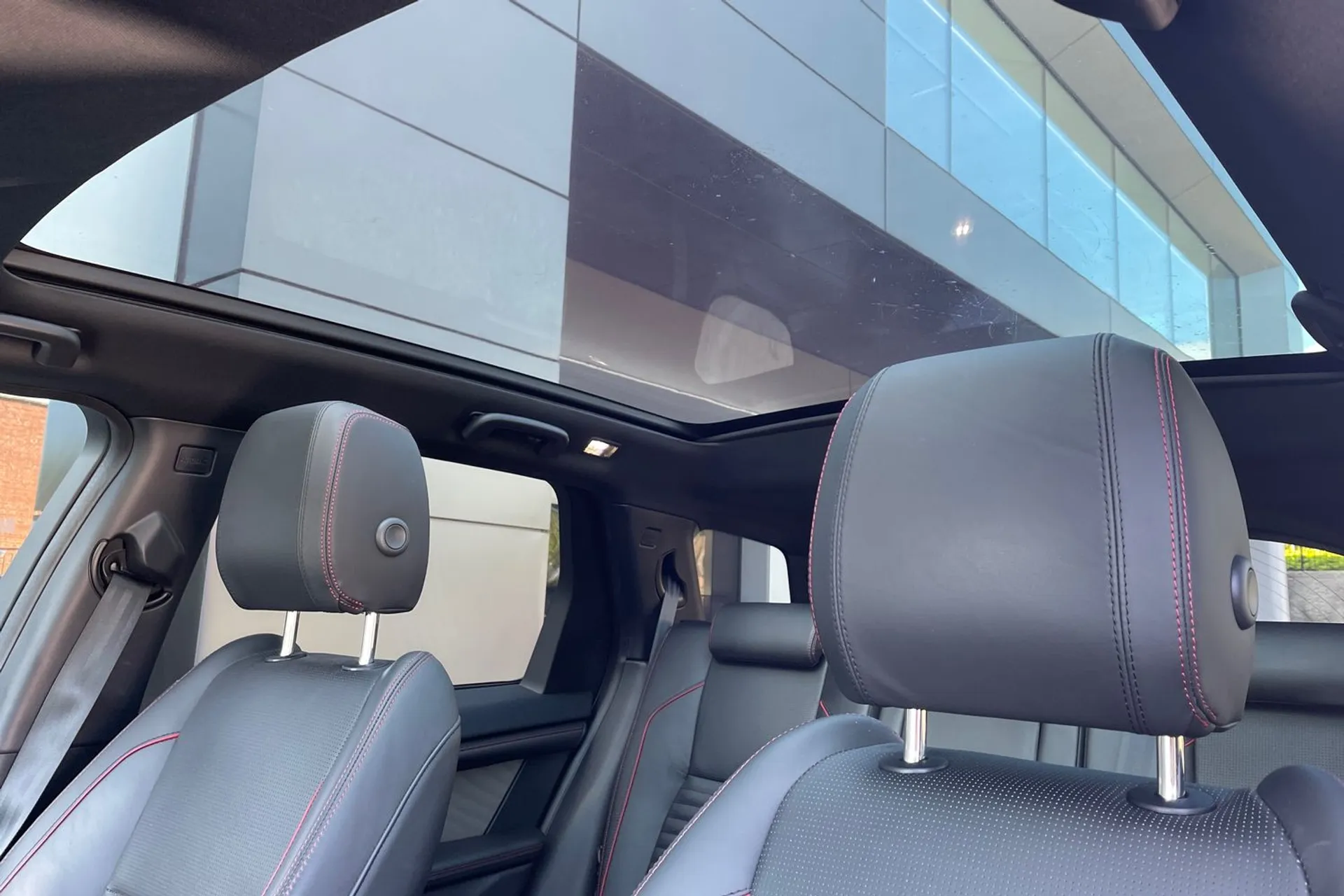 LAND ROVER DISCOVERY SPORT thumbnail image number 39