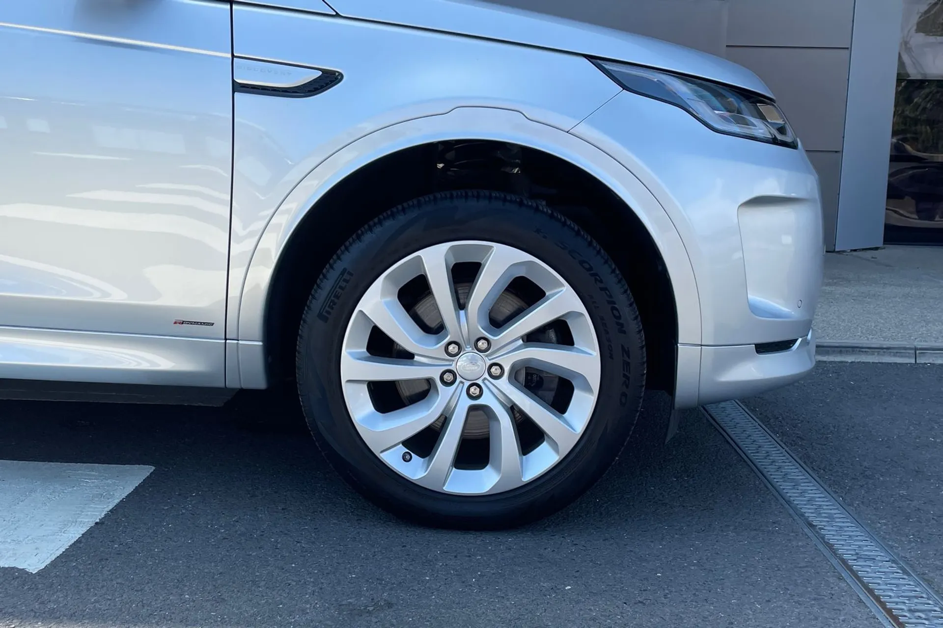 LAND ROVER DISCOVERY SPORT thumbnail image number 19