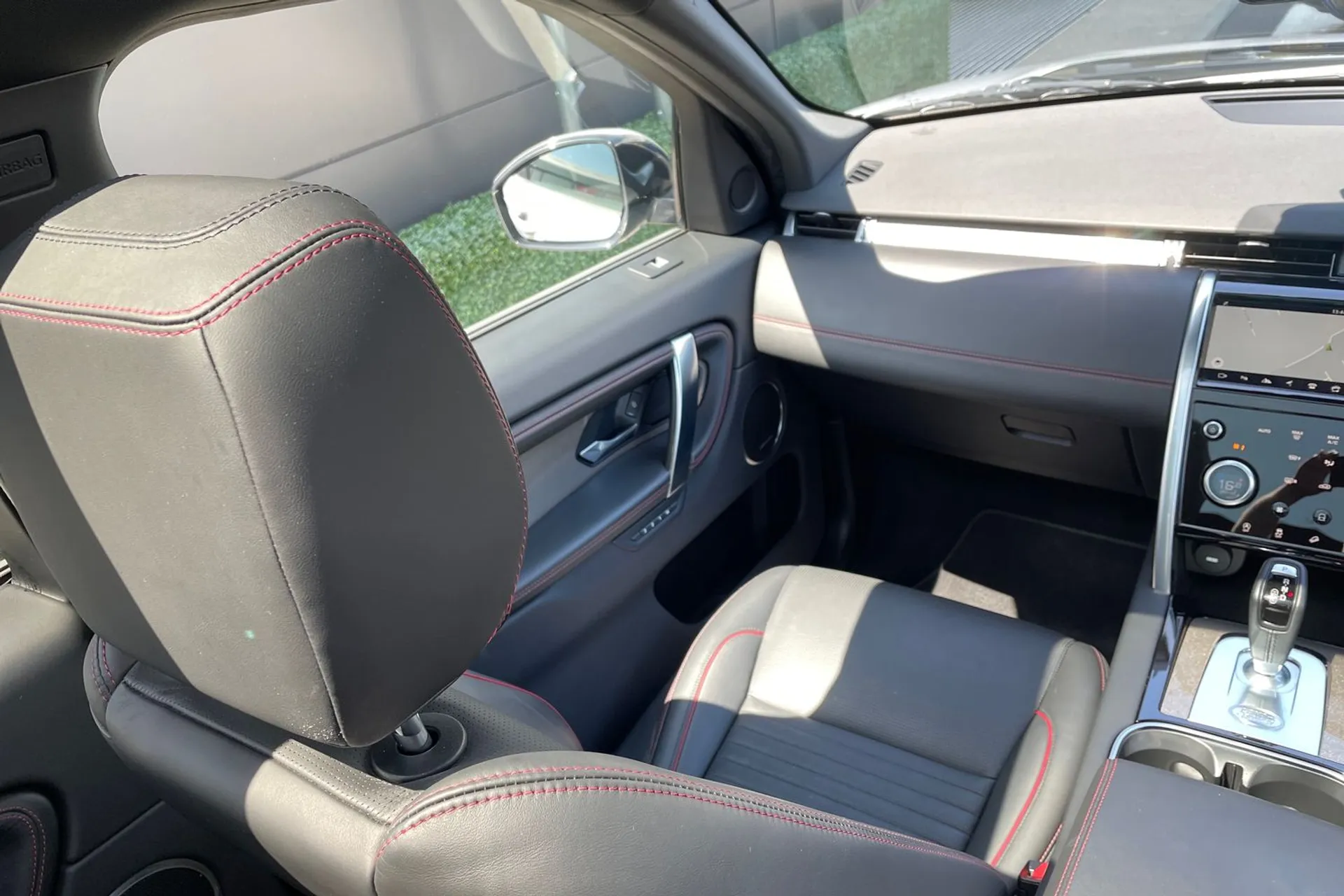 LAND ROVER DISCOVERY SPORT thumbnail image number 42