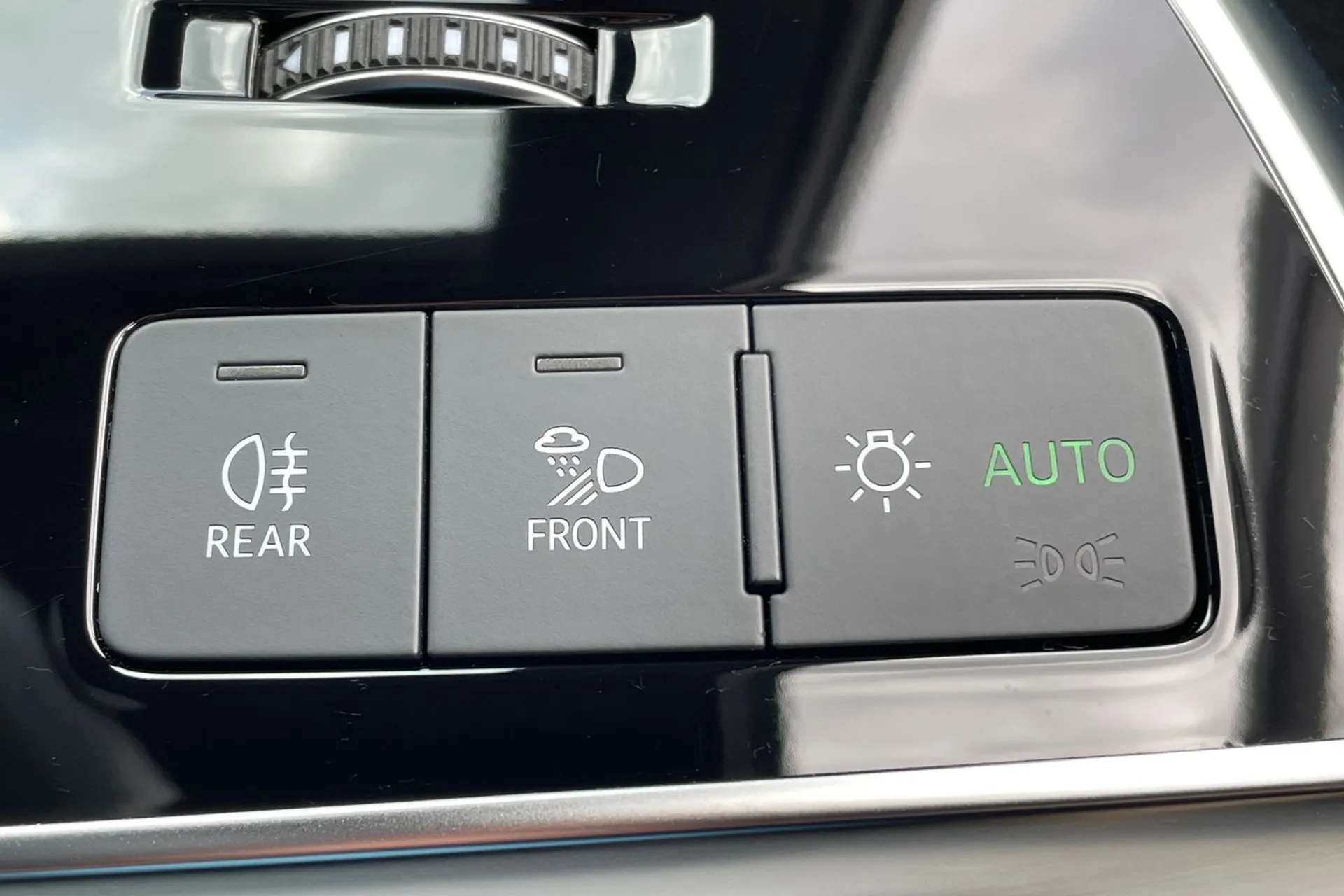 Audi Q7 thumbnail image number 23