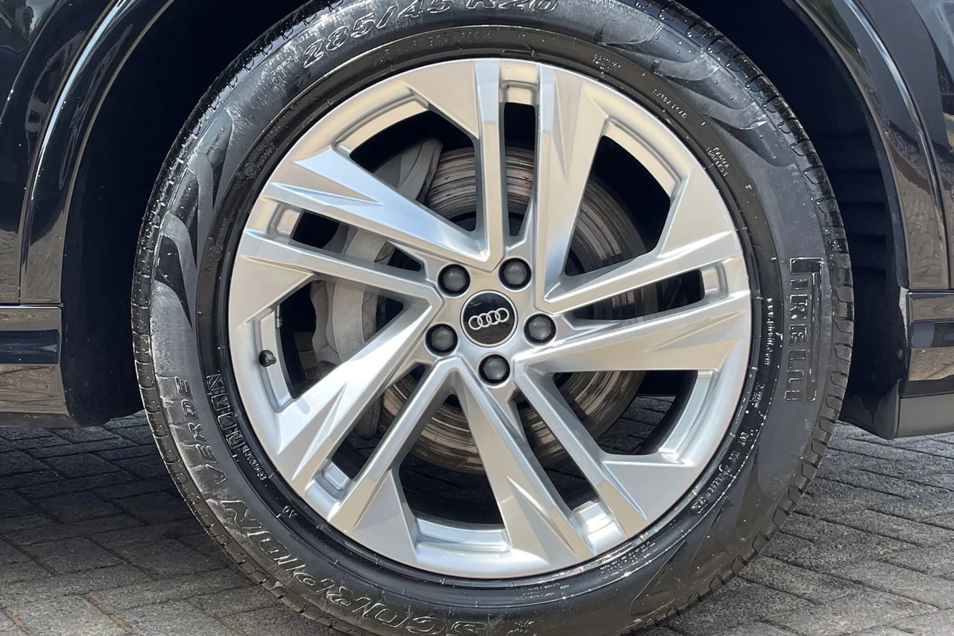 Audi Q7 thumbnail image number 8