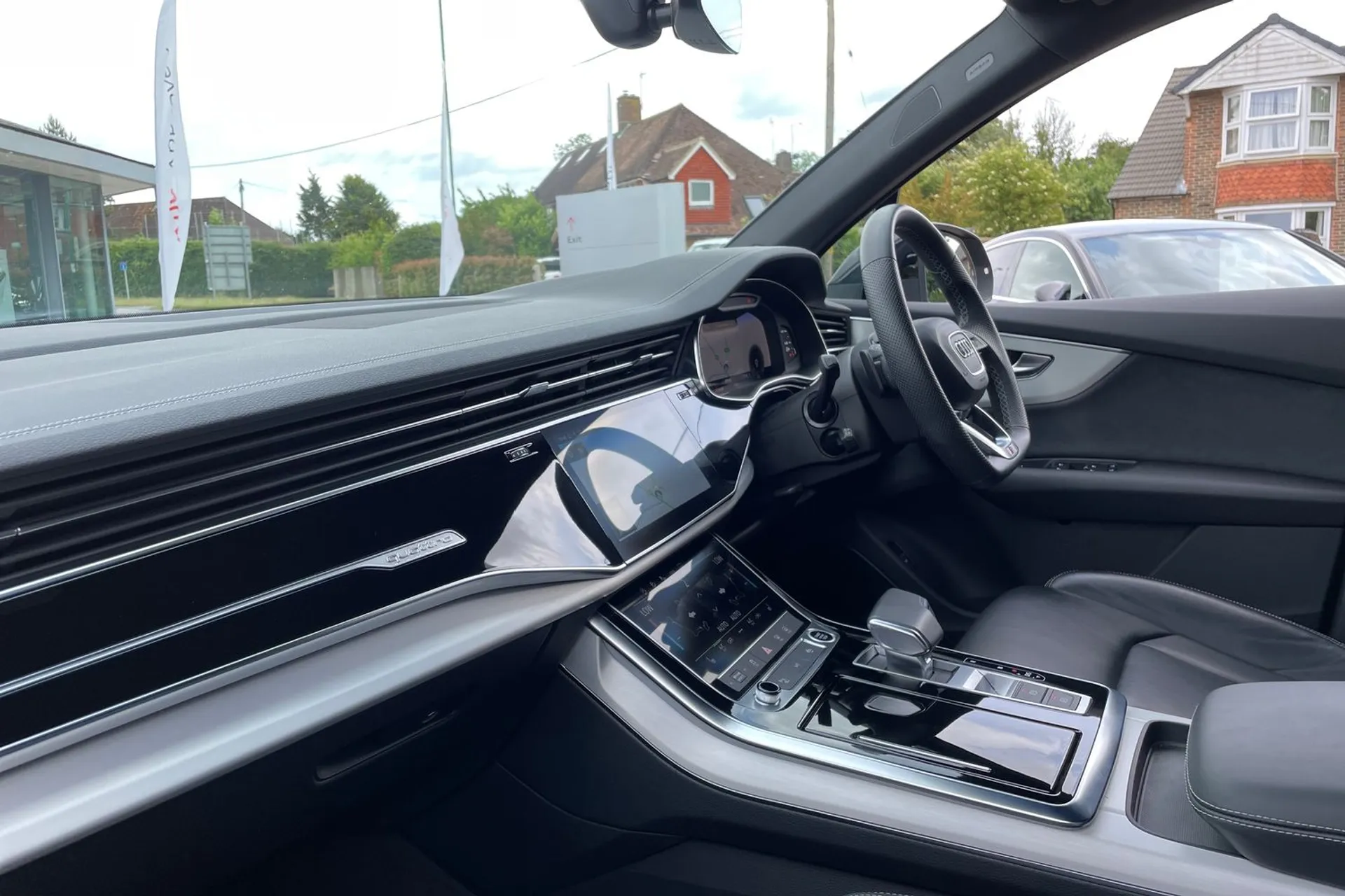 Audi Q7 thumbnail image number 29