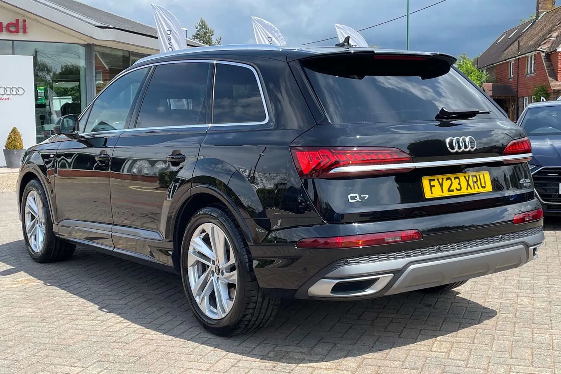 Audi Q7 thumbnail image number 6