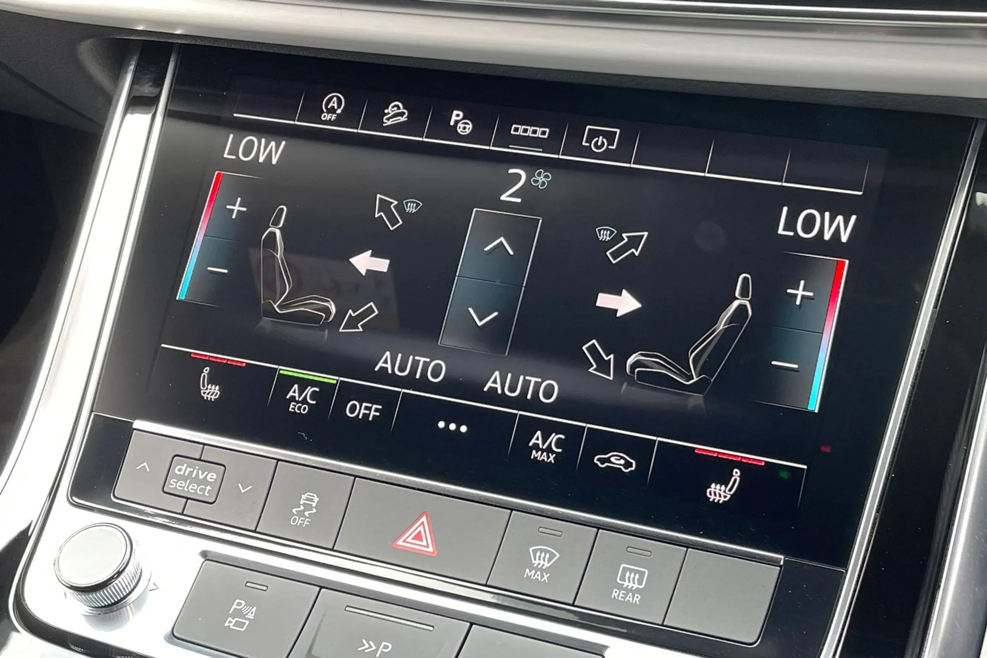 Audi Q7 thumbnail image number 15