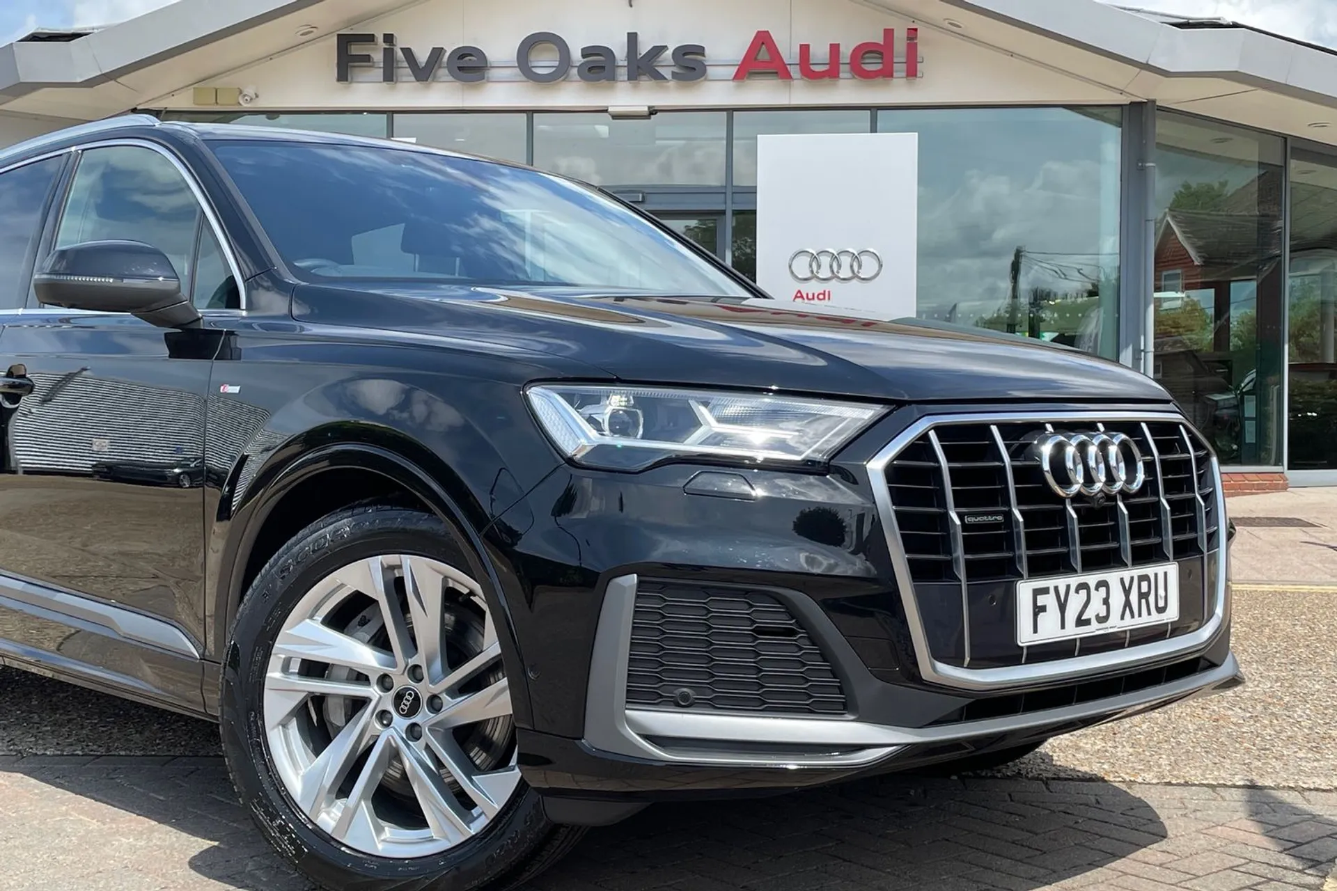 Audi Q7 thumbnail image number 24