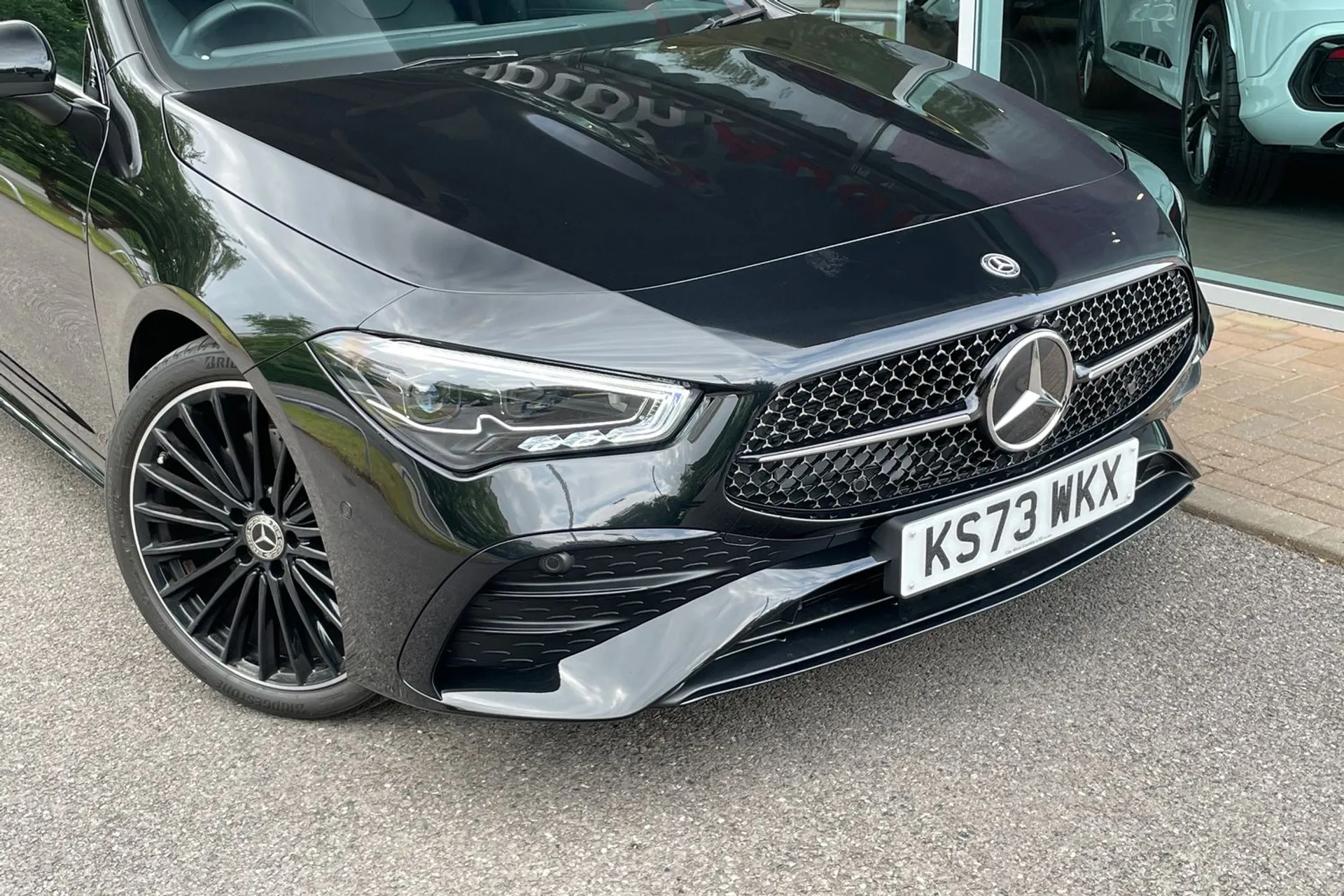 MERCEDES-BENZ GLB thumbnail image number 13